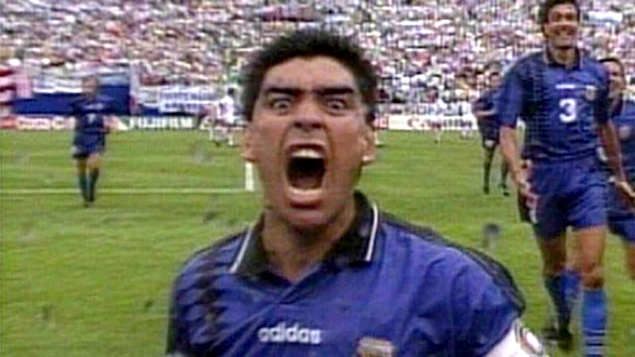 Diego Armando Maradona, la 60 de ani! Top 30 lucruri fascinante despre "Dumnezeul napoletanilor"