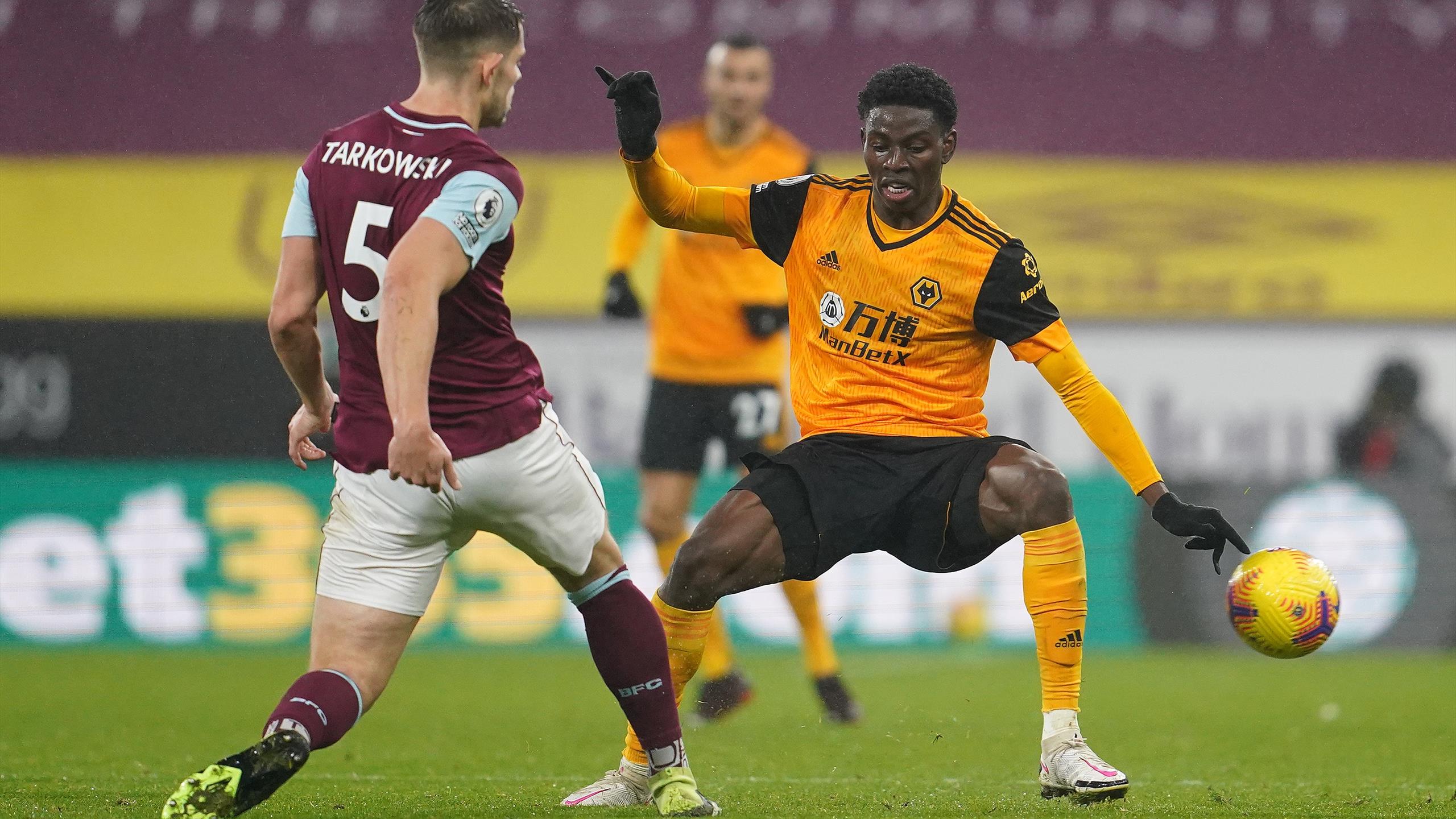 "Owen" Otasowie, noul star din Premier League, e o ...