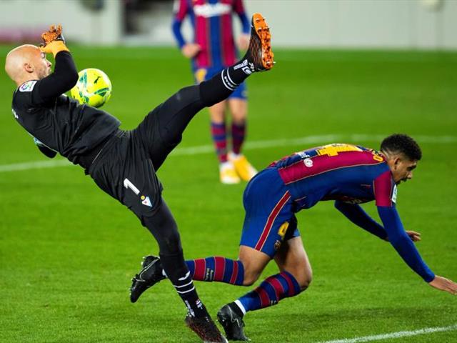 Entrenador de Uruguay admitió que hay acuerdo con el FC Barcelona