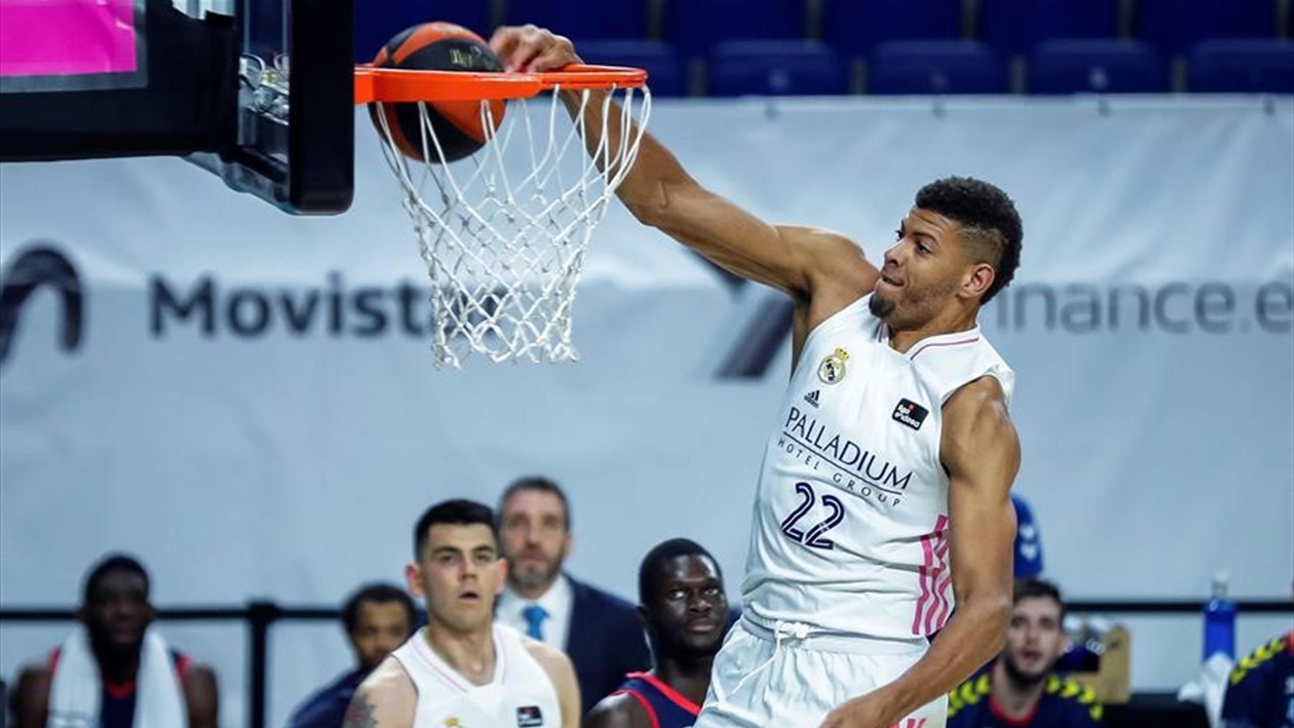 acb-real-madrid-andorra-tavares-sigue-de-dulce-eurosport