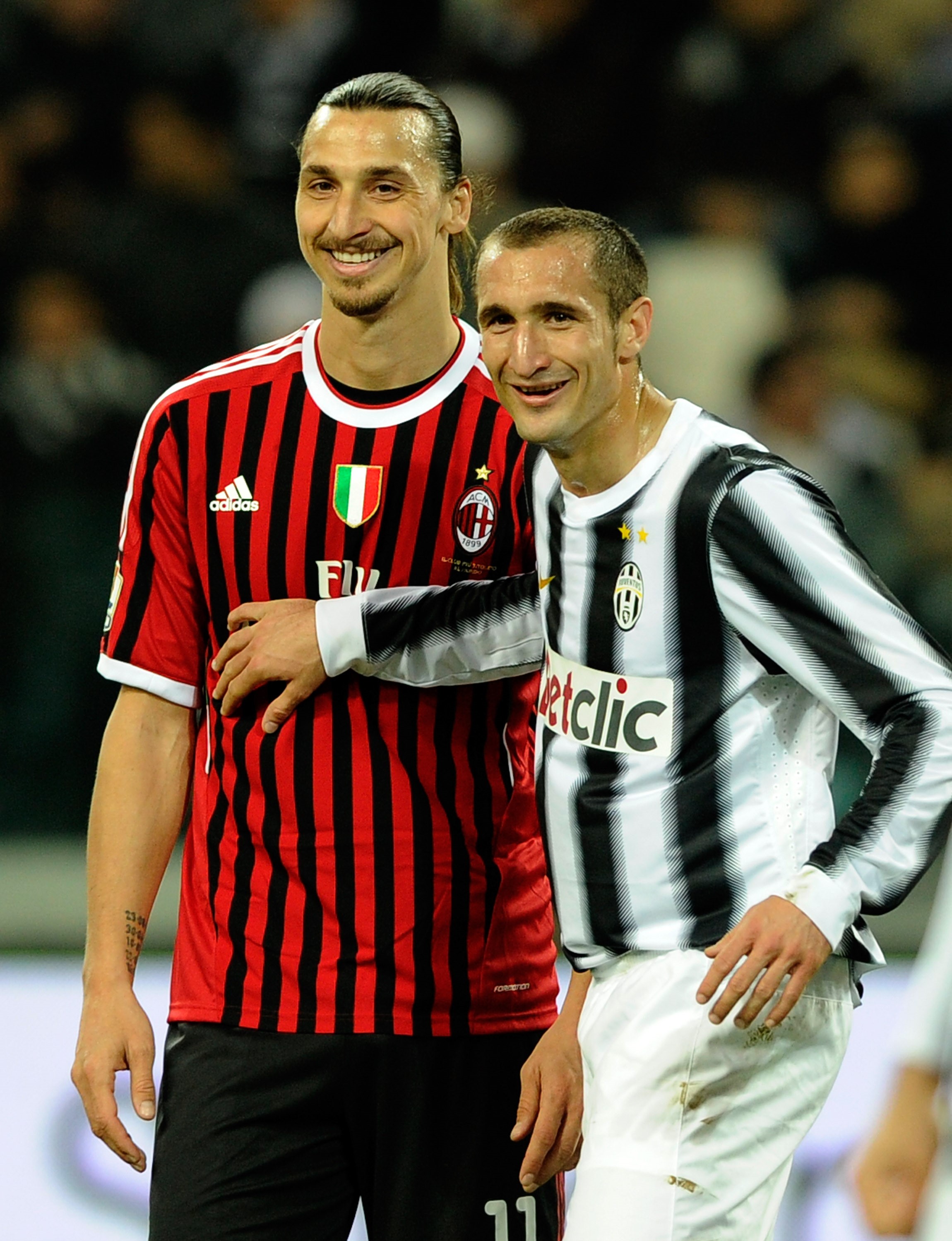 Ibrahimovic vs Chiellini