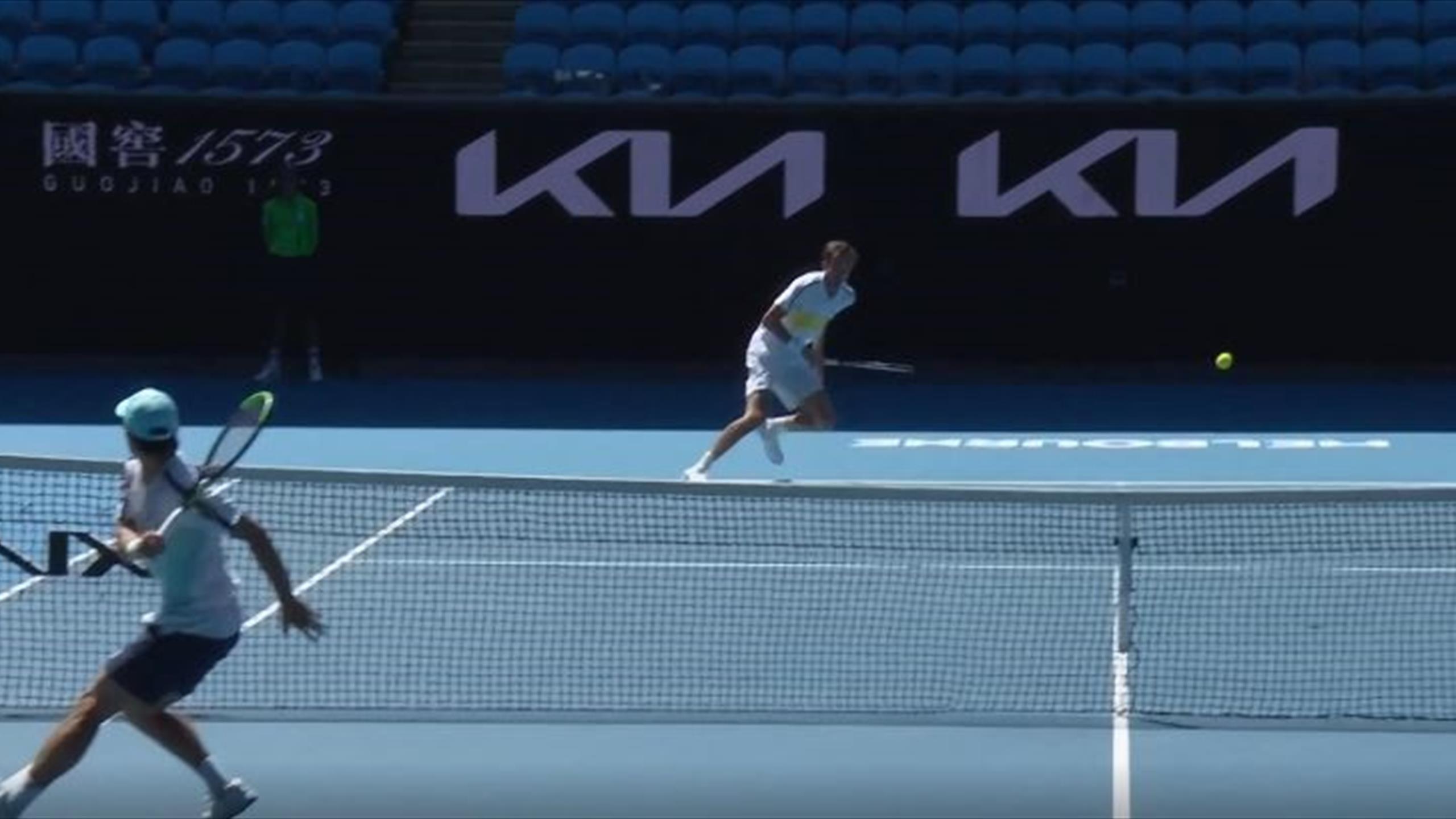 Marke Paket Gegner hoch gespielter ball beim tennis Vater Trojanisches ...