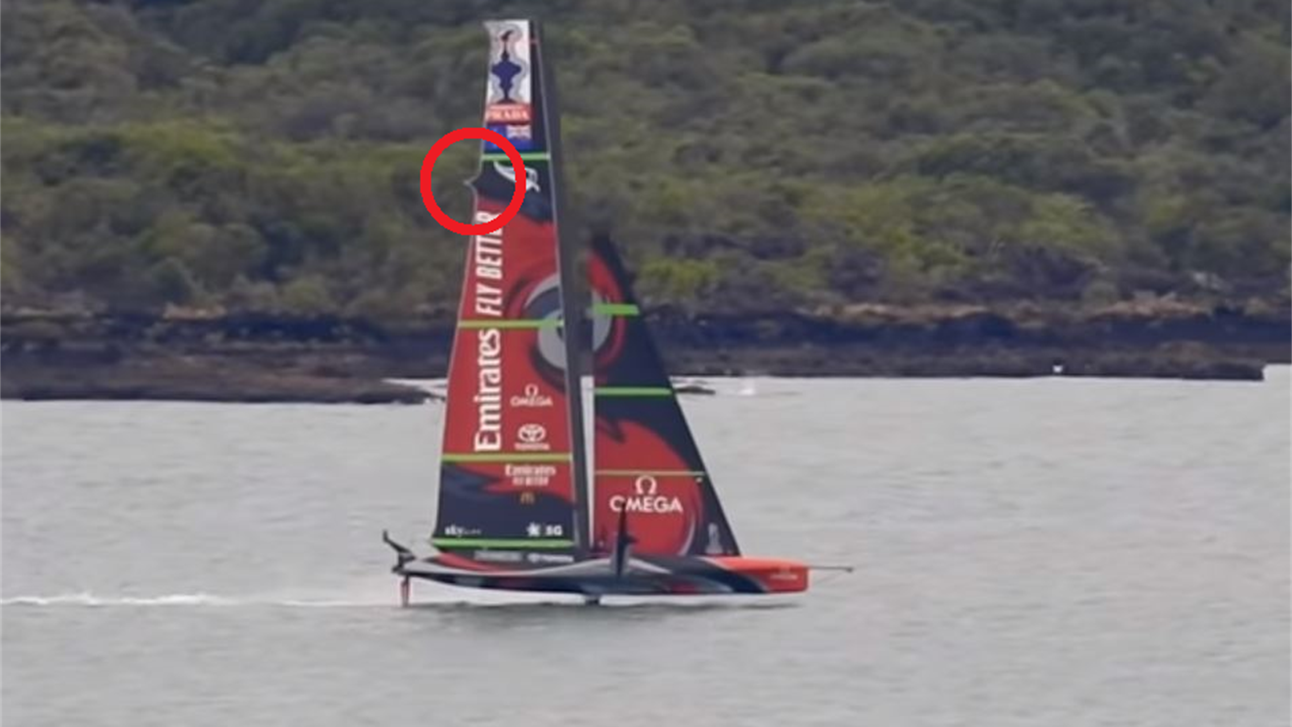 America S Cup New Zealand Fa Paura Nuove Vele In Stile Batman Eurosport