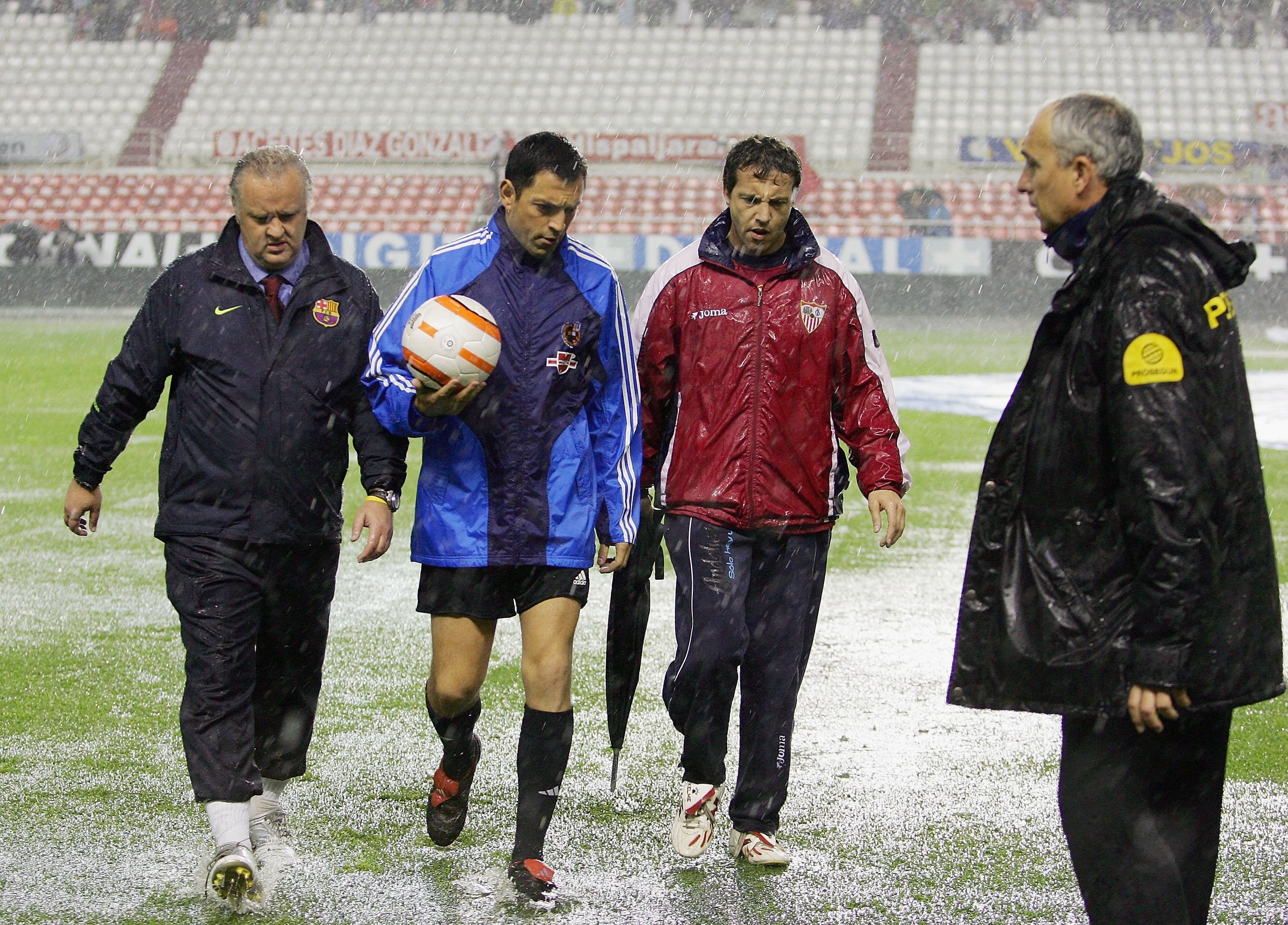 El Sevilla-Barcelona de la tormenta en el Sánchez Pizjuán