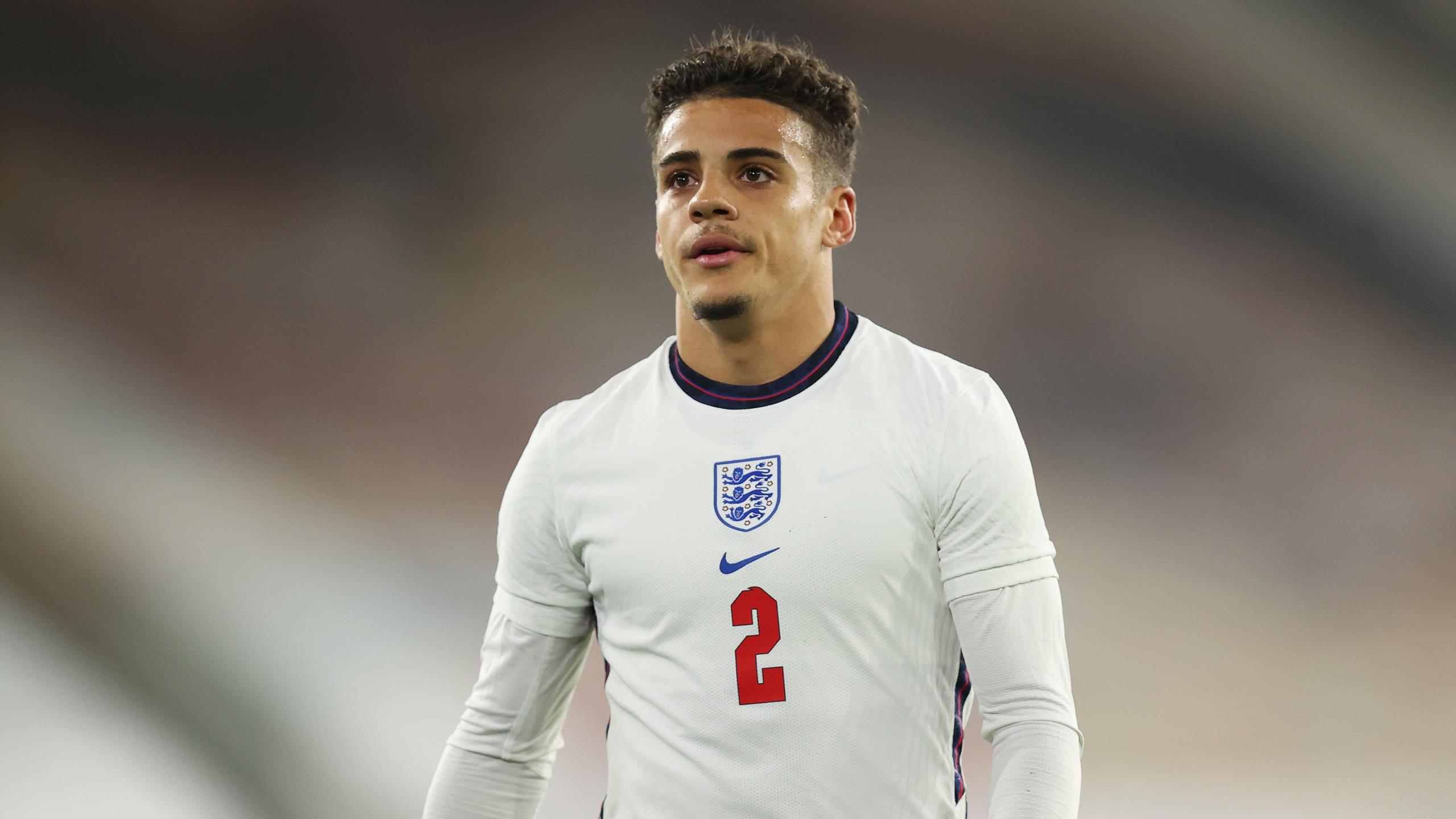 Football news - Manchester United, Bayern Munich, West Ham battle for Max Aarons - Paper Round