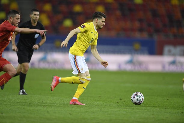 Ianis Hagi în acțiune în România-Macedonia de Nord 3-2