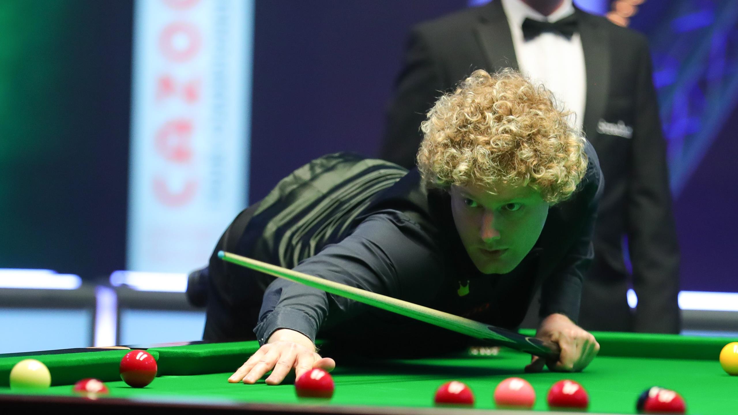 Robertson delivers masterclass to crush O'Sullivan to acquire Tour Championship thumbnail