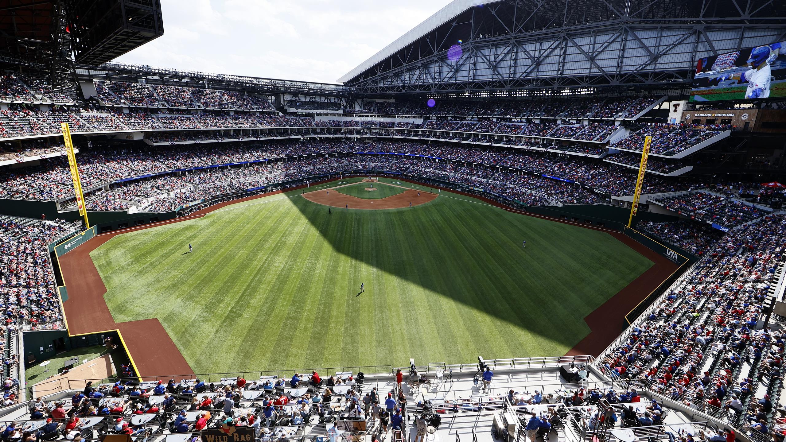 MLB (baseball) Le Globe Life Field plein à craquer au Texas pour la