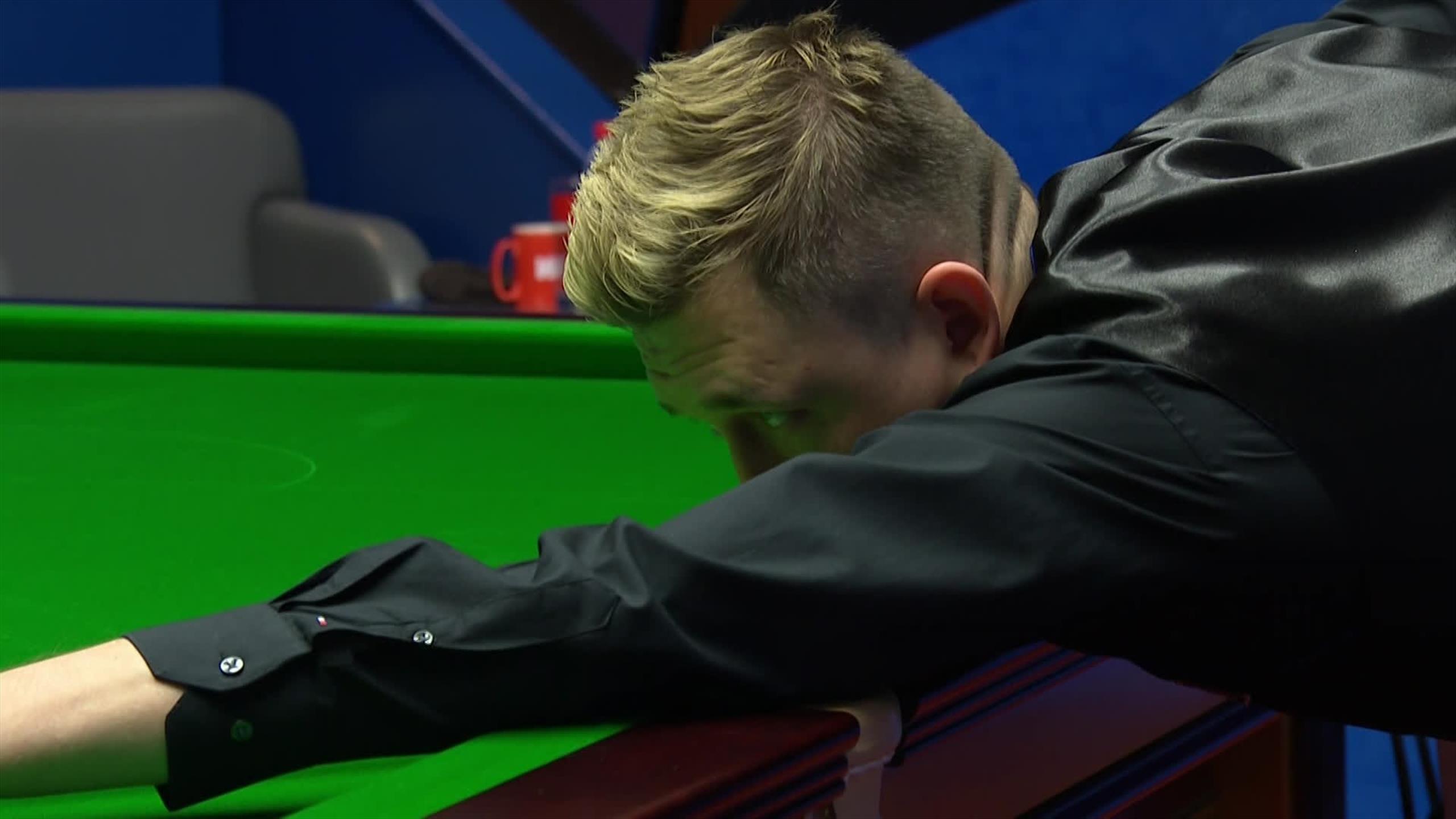 Снукер прямой эфир сейчас евроспорт. Нил Робертсон 2021. Вилсон Вильямс снукер. Нил Робертсон фото 2021. Снукер Гран при 2021.