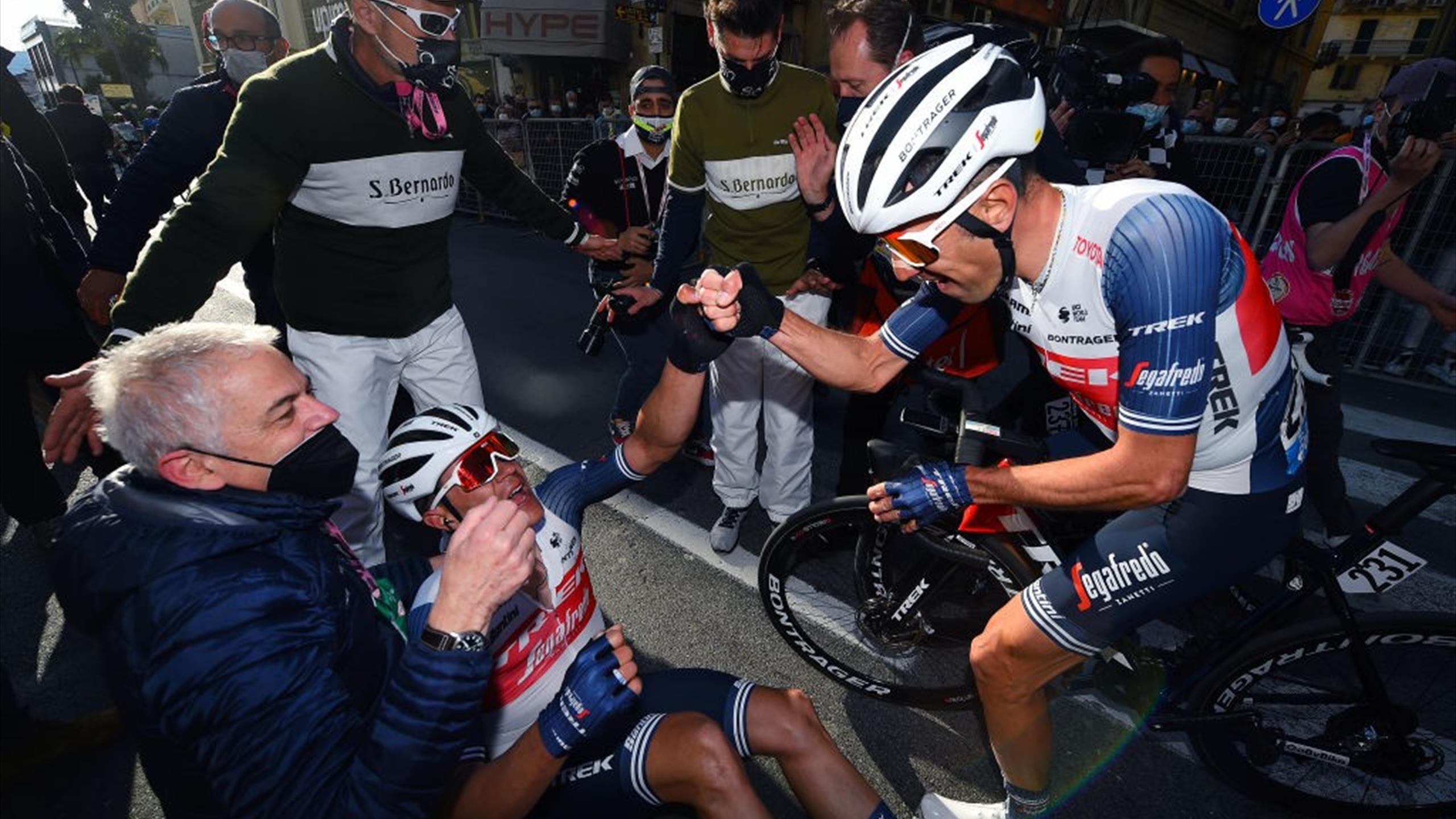 Giro d'Italia - La Trek Segafredo ufficializza 7 uomini su 8: ancora dubbi  su Vincenzo Nibali - Eurosport