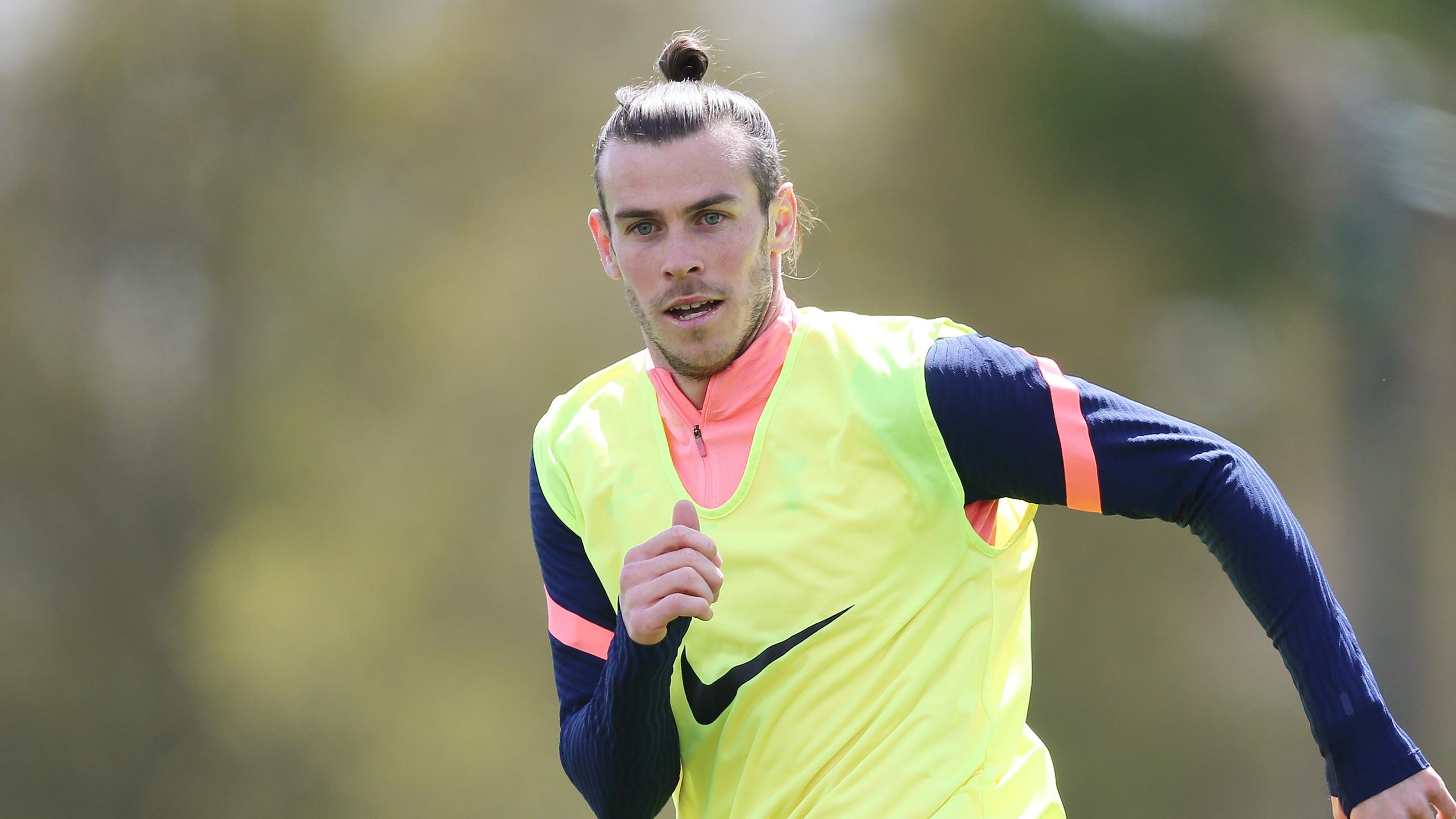 Gareth Bale: Tottenham forward is close to hitting top gear, says