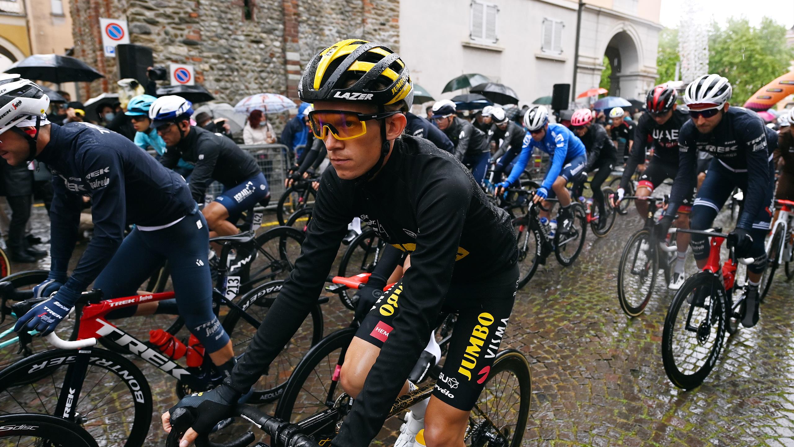 Giro d’Italia 2021 watch live – Stage 3: Biella - Canale, Peter Sagan in hunt for stage win