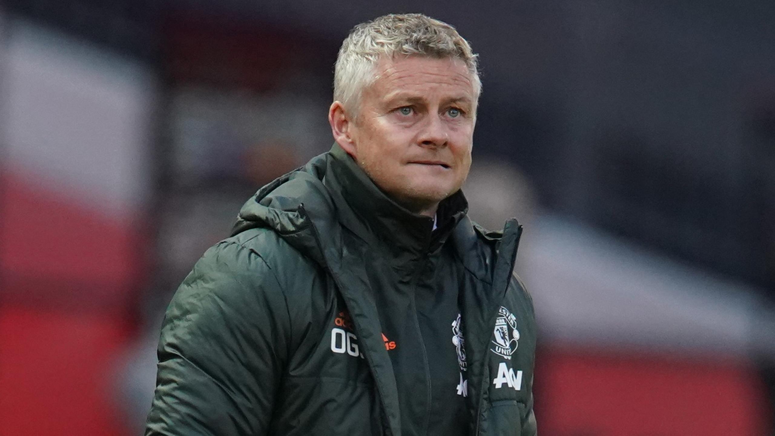 Ole Gunnar Solskjaer says Manchester United need transfer signings to challenge Manchester City
