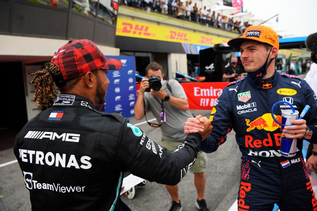 Max Verstappen (Red Bull) et Lewis Hamilton (Mercedes) au Grand Prix de France 2021