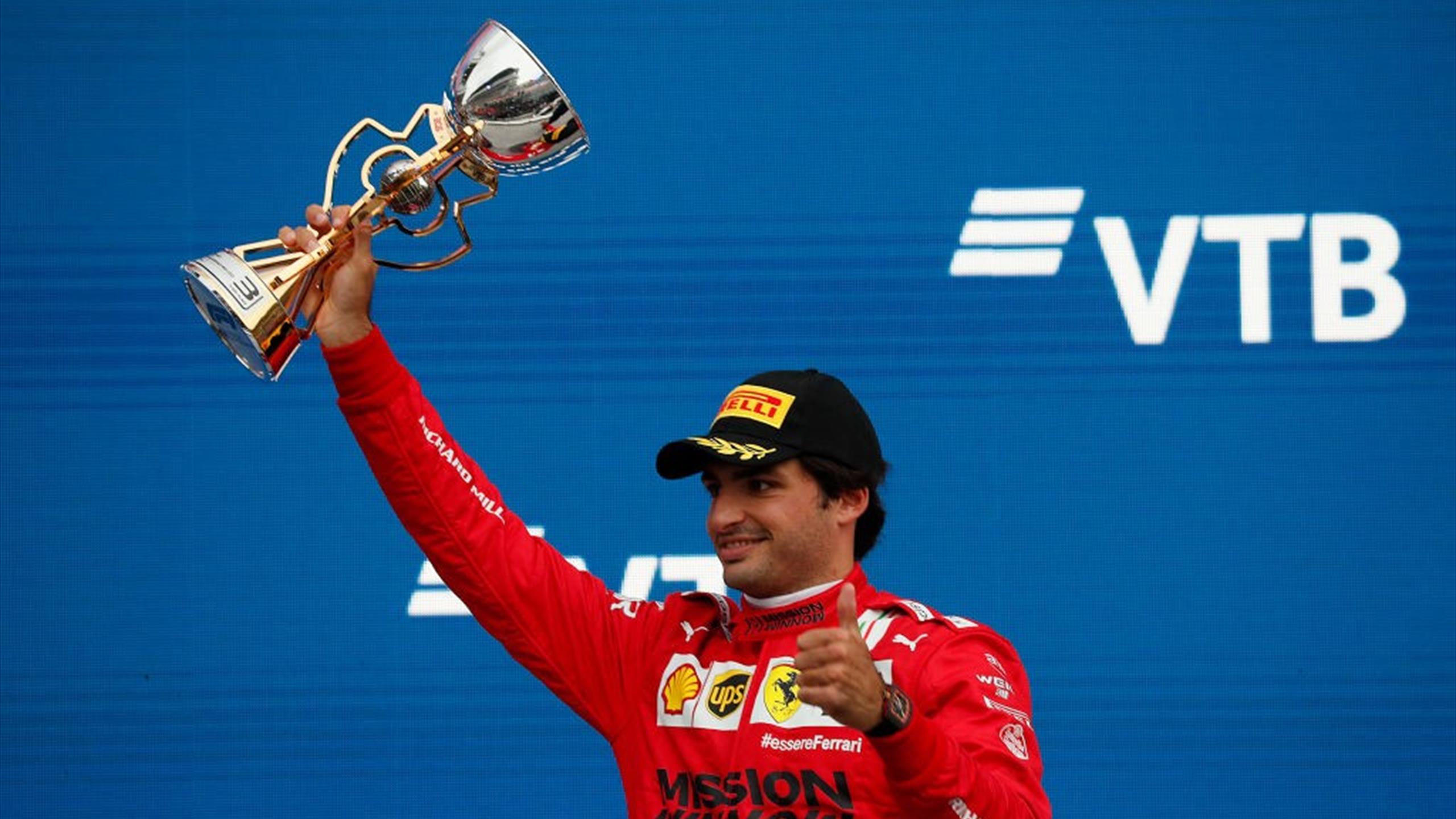 Sainz : "Je pense que ça a été mon meilleur week-end avec Ferrari" thumbnail