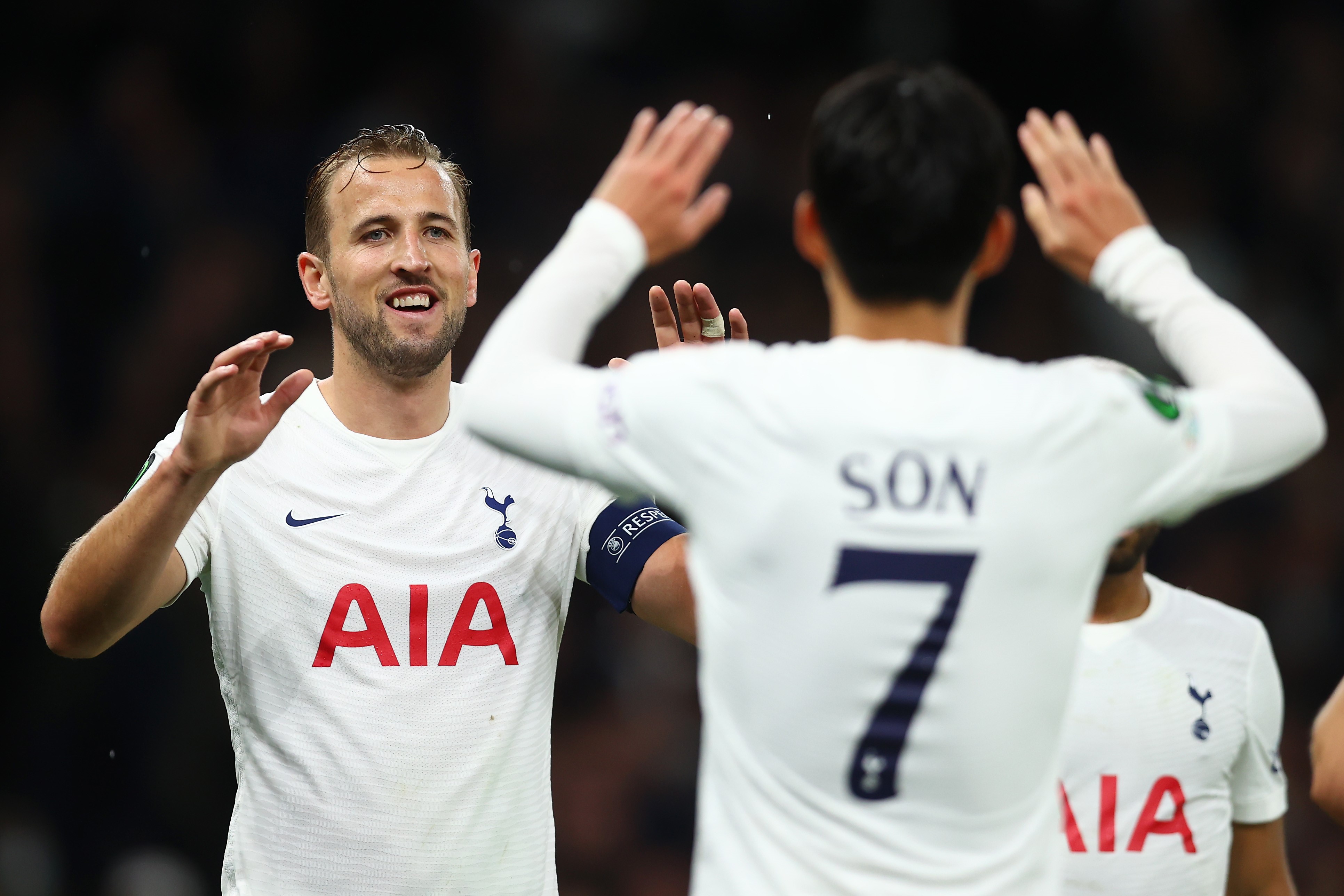 Harry Kane celebrates