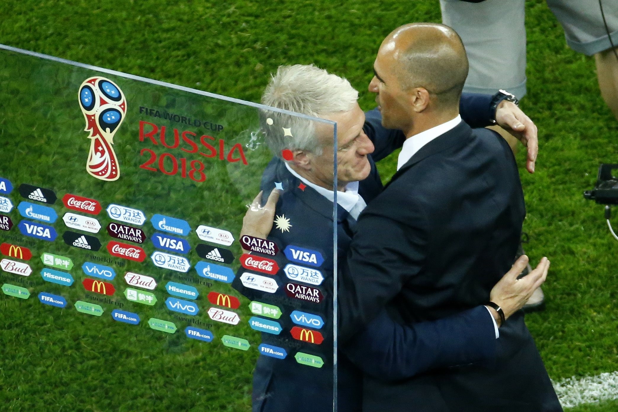 Deschamps et Martinez après la demi-finale de la Coupe du monde 2018