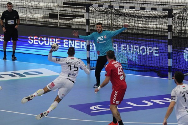 Telekom Veszprém - C.S Dinamo Bucuresti  (ehfcl.eurohandball.com)