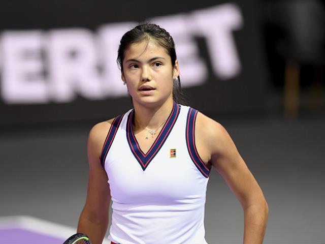 Simona Halep hails Emma Raducanu, says rising star will become one of the  best in the world - TNT Sports
