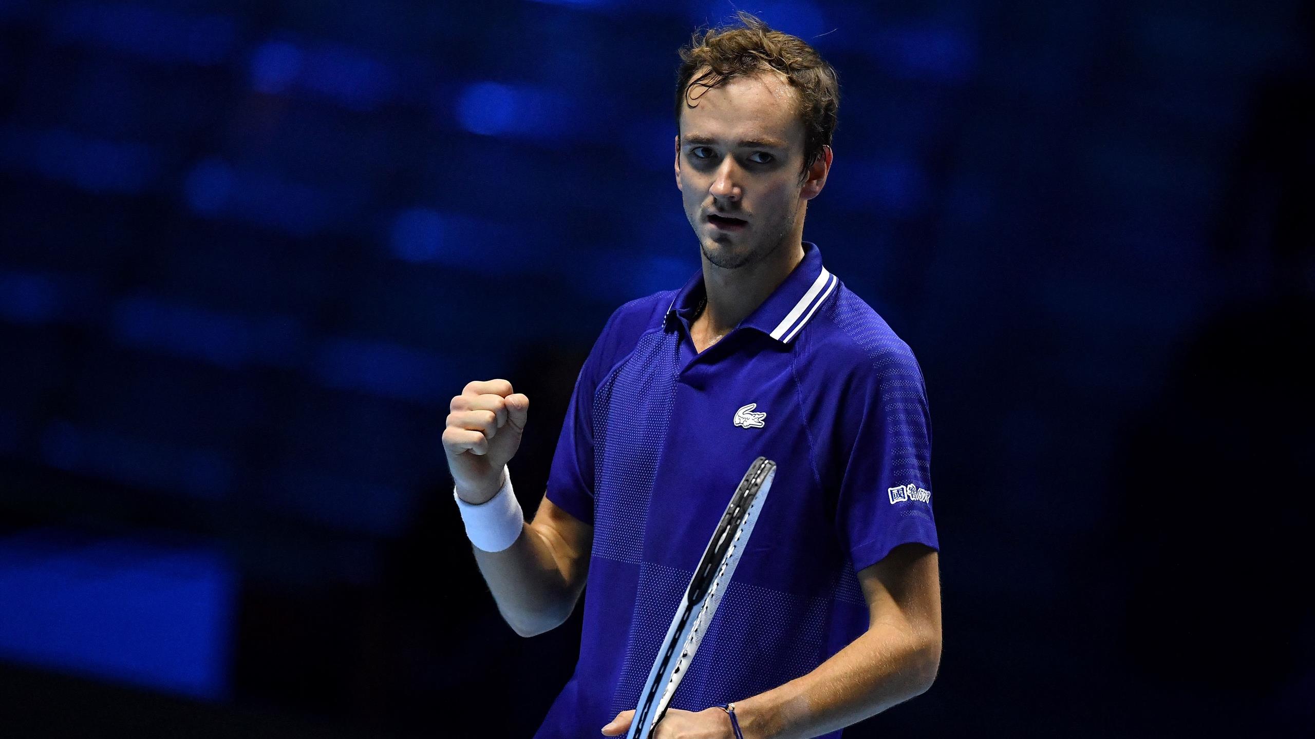 ATP Finals in Turin USOpenSieger Daniil Medvedev bezwingt Hubert
