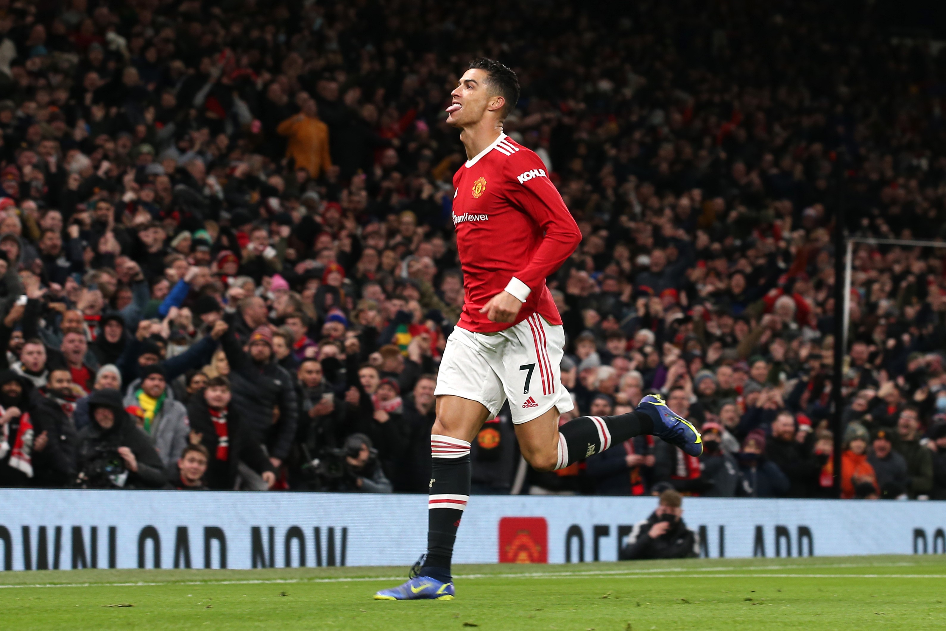 Cristiano Ronaldo of Manchester United celebrates