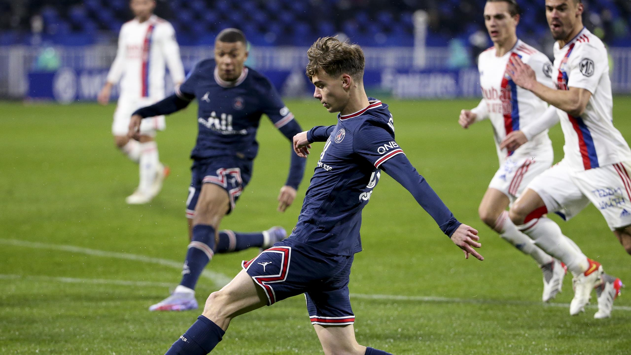 PSG Michut et Letellier positifs au Covid19 Eurosport