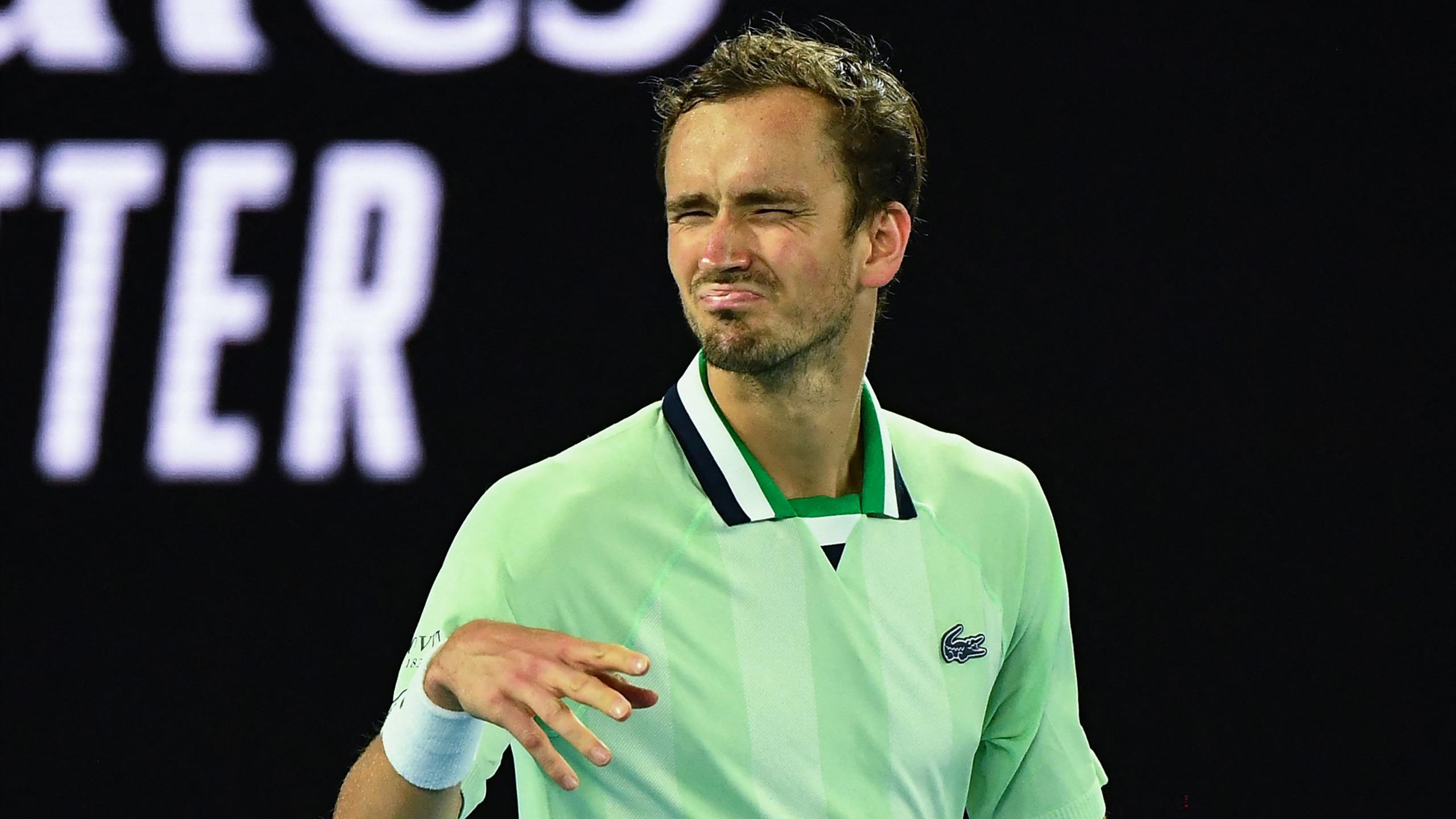 medvedev tennis shirt