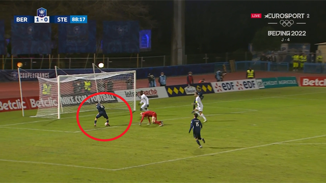 Le plus dur était fait et... Escarpit a raté l'immanquable : le presque but du 2-0 en vidéo Le plus dur était fait et... Escarpit a raté l'immanquable : le presque but du 2-0 en vidéo