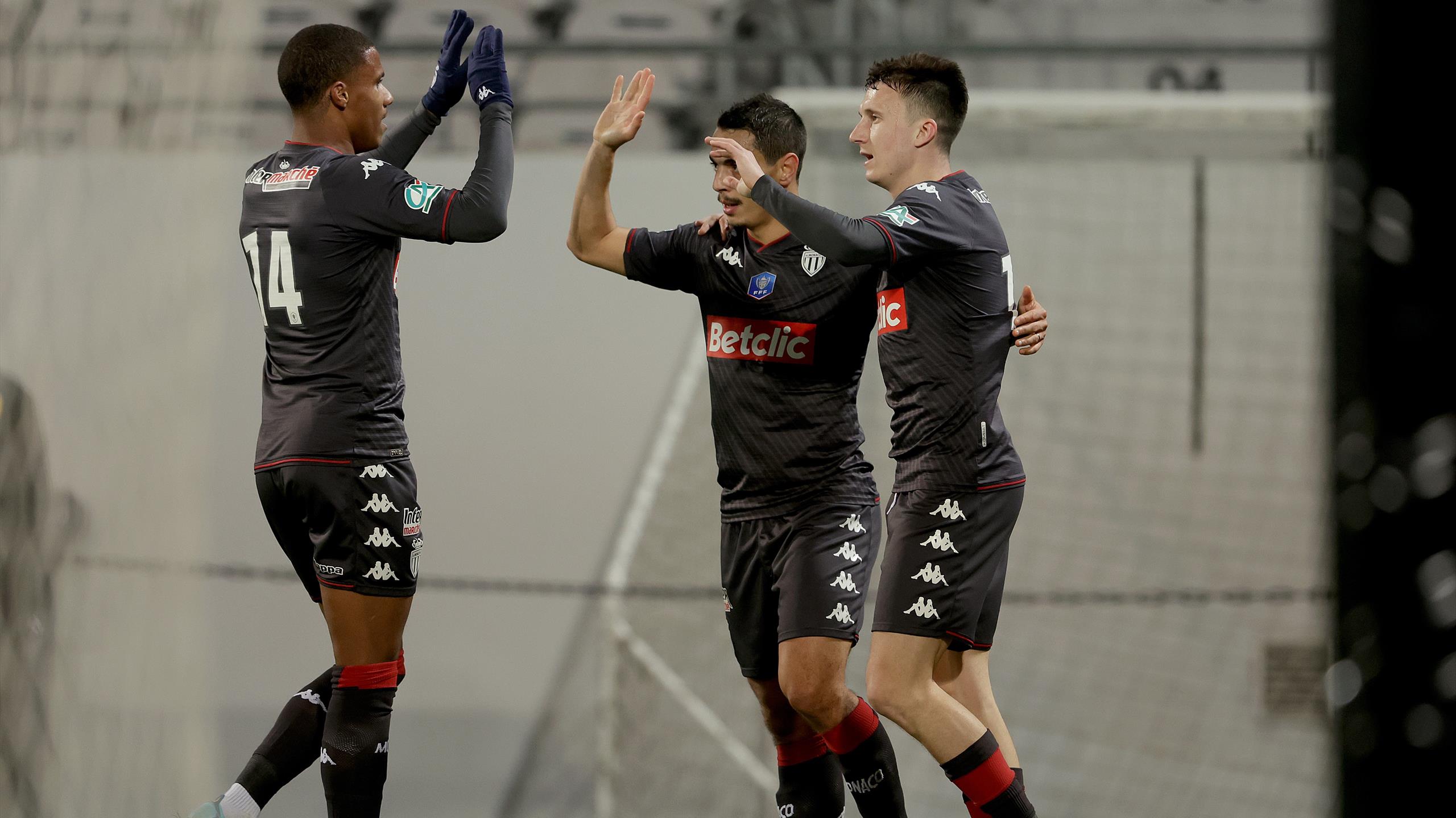 COUPE DE FRANCE - Lens - Monaco - Quatre buts et Monaco assomme Lens (4-2) ...