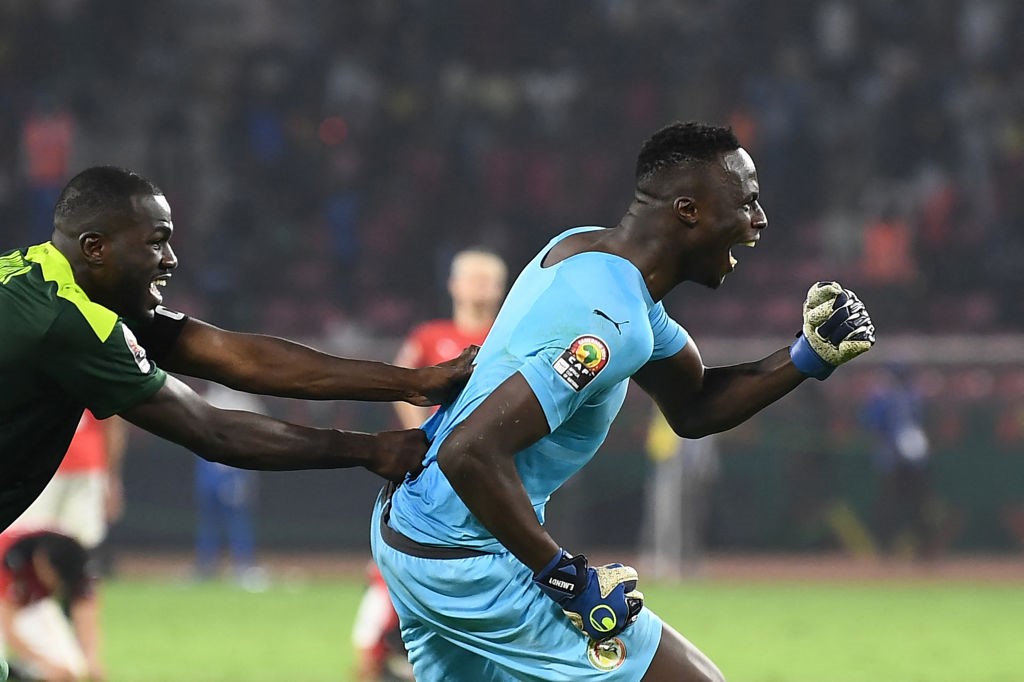 Edouard Mendy exulte après la victoire du Sénégal en Coupe d'Afrique des nations 2022