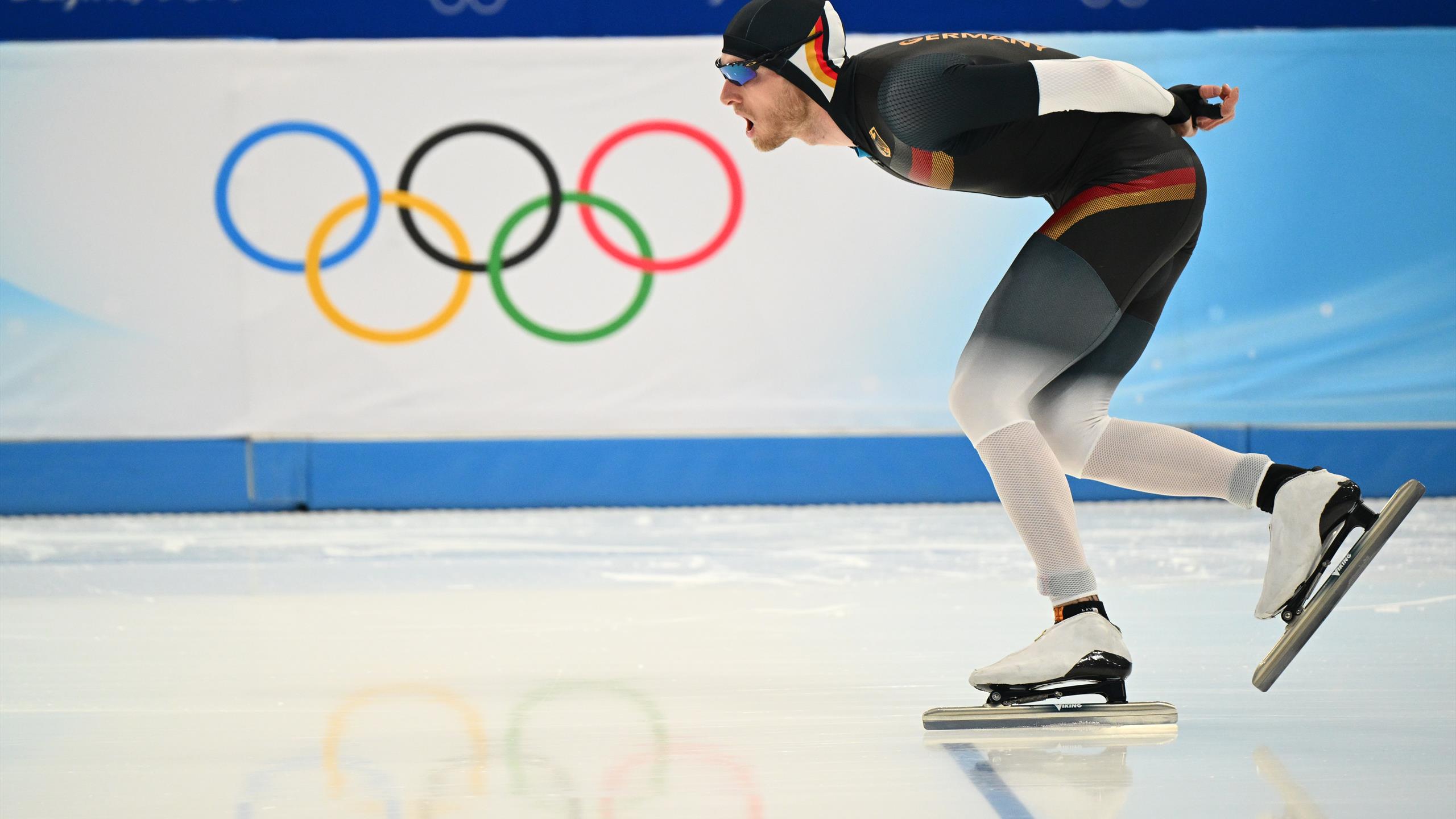 Eisschnelllauf Beckert Siebter über 10.000 m Weltrekord für van der