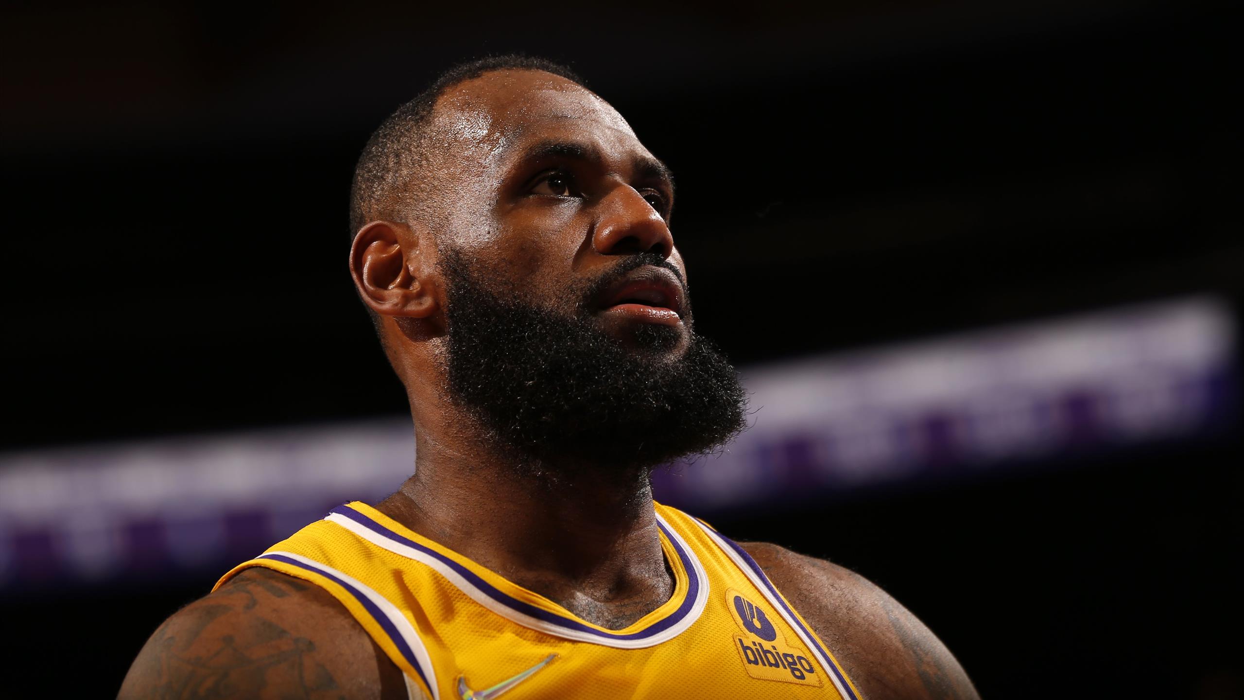 NBA LeBron James became the alltime leading scorer in regular season and playoffs Archysport