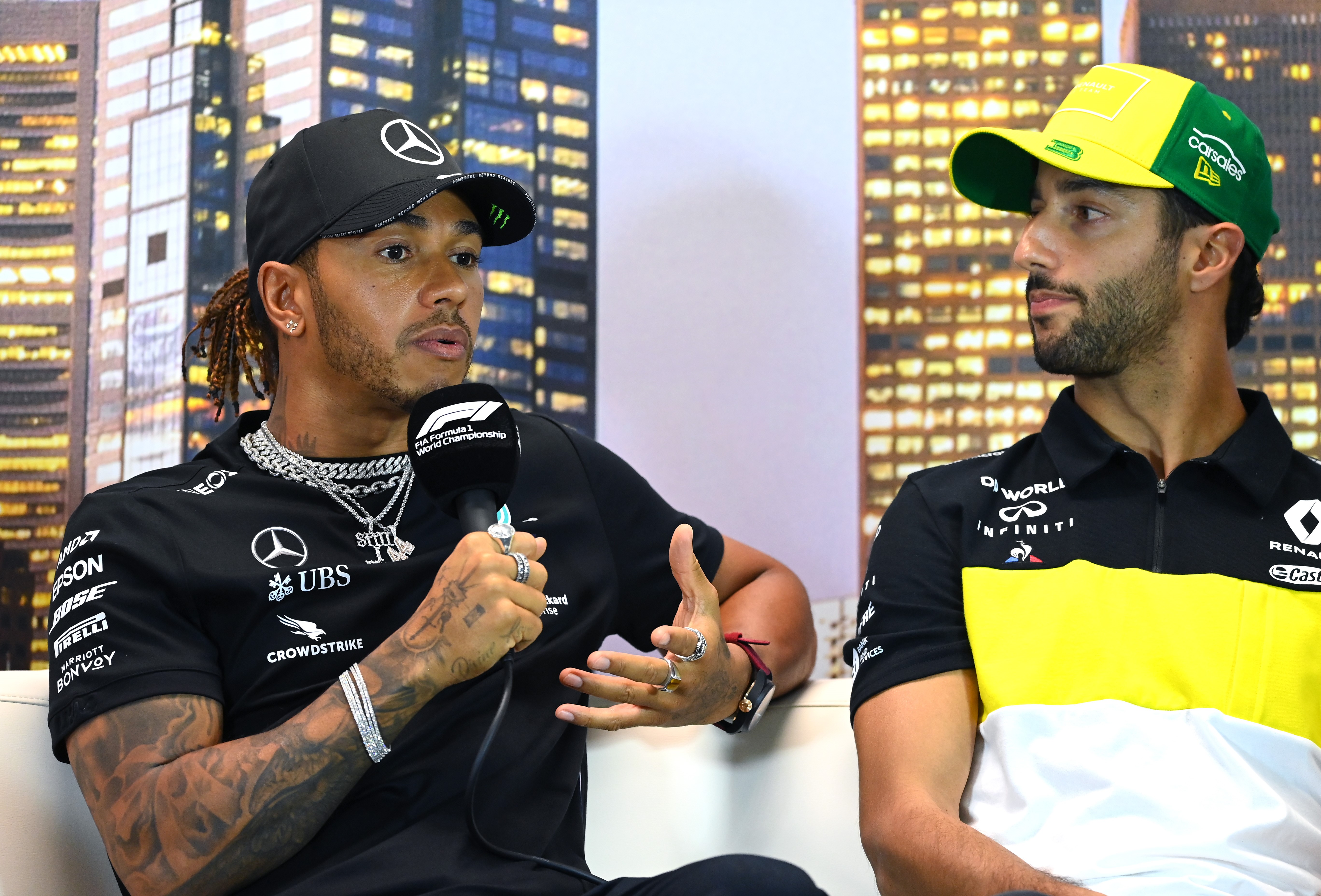  Daniel Ricciardo - Lewis Hamilton