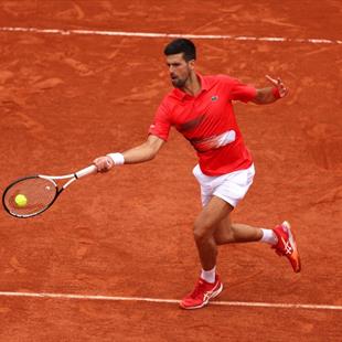 🎾 Djokovic avanza a tercera ronda sin complicaciones venciendo a Molcan:  6-2, 6-3 y 7-6 (4) - Eurosport