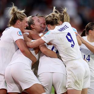 L'Angleterre remporte la finale de l'EURO féminin devant l'Espagne
