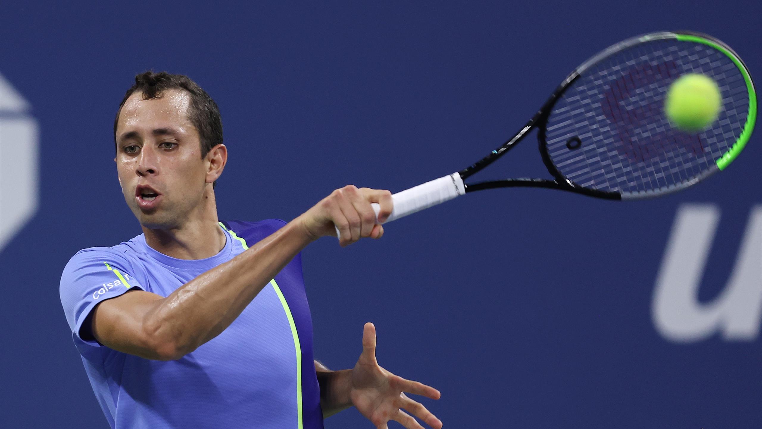 US Open 2022 Daniel Elahi Galán nutzt neunten Matchball gegen Stefanos