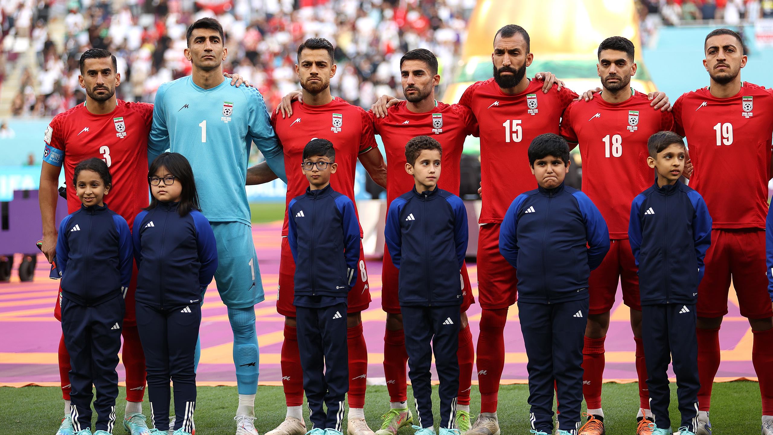 WM 2022 Iranische Nationalmannschaft nach HymnenProtest offenbar von