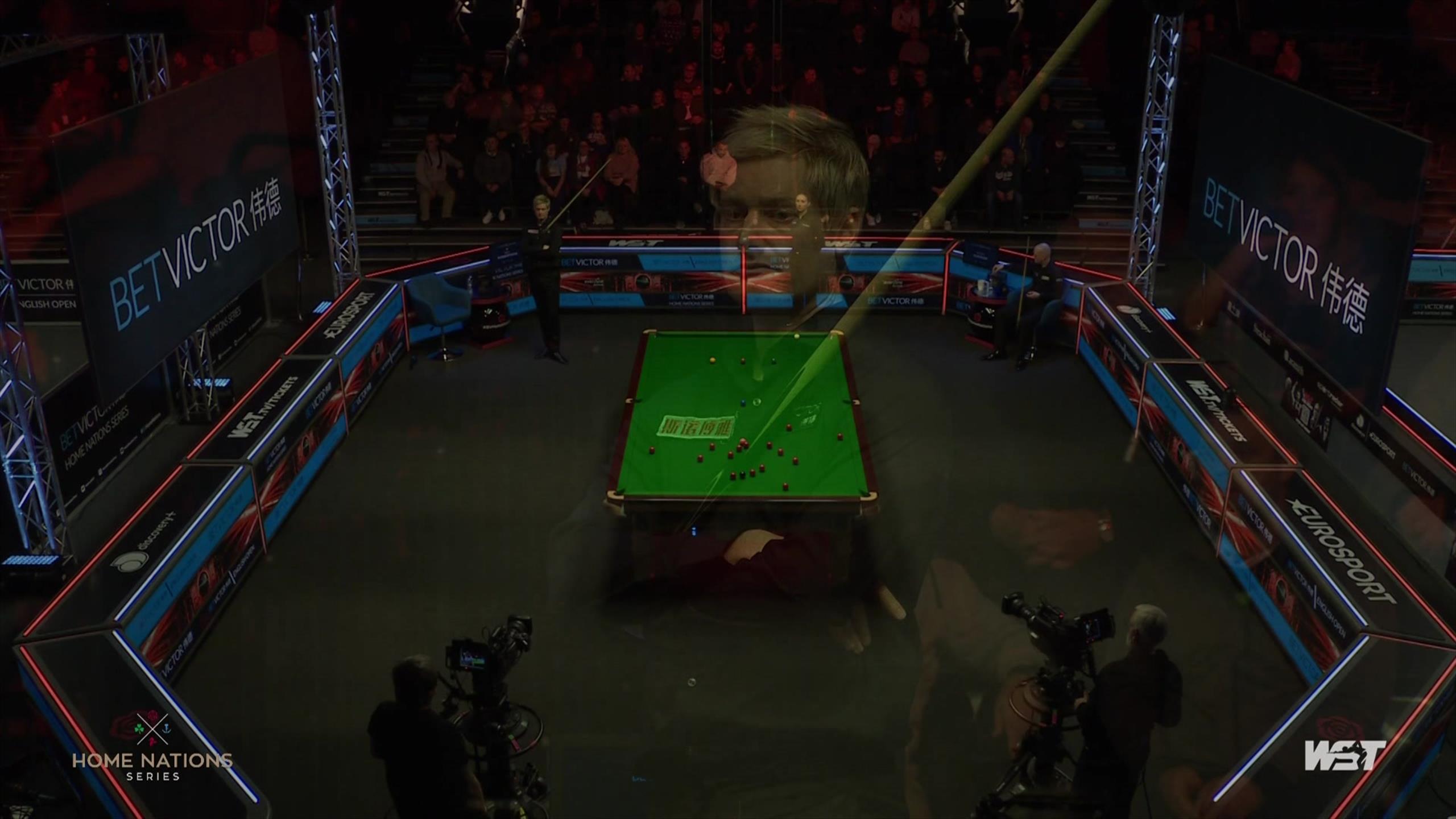 English Open Suona uno strano allarme e Robertson è costretto a