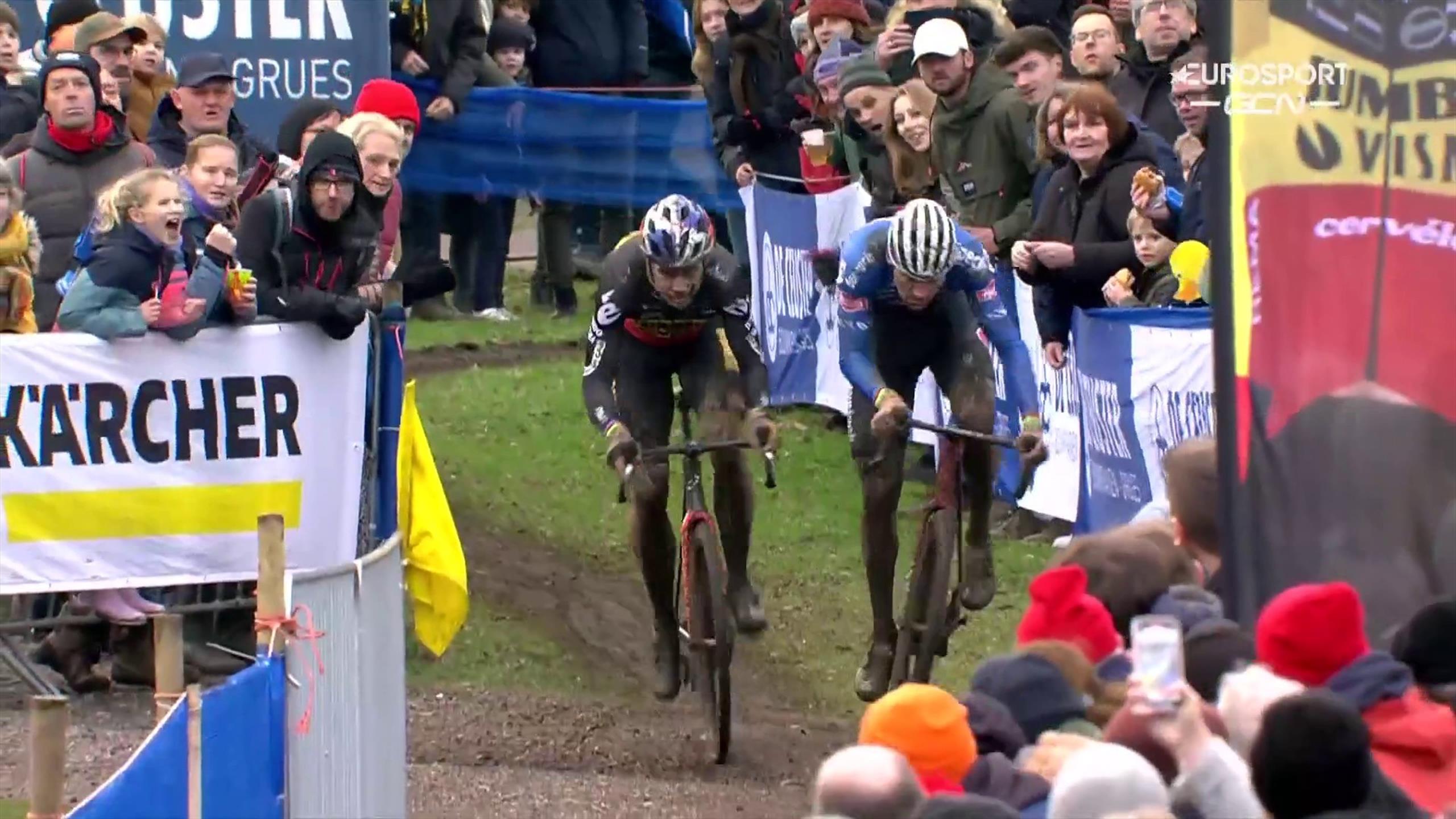 X20 Herentals: Van der Poel rompe a Van Aert en la última vuelta y gana
