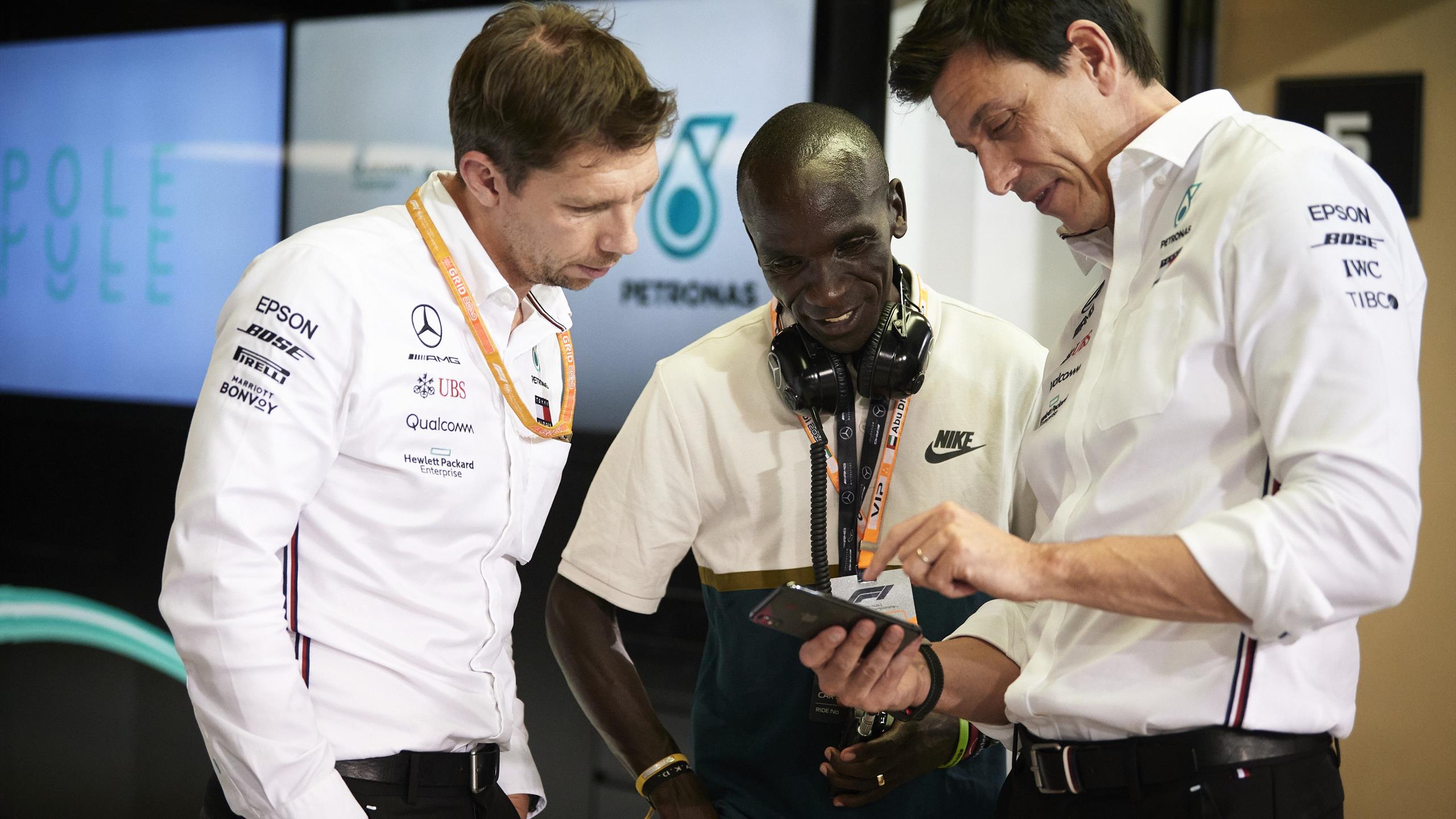 Williams bedient sich bei Mercedes: Chefstratege James Vowles wird ...