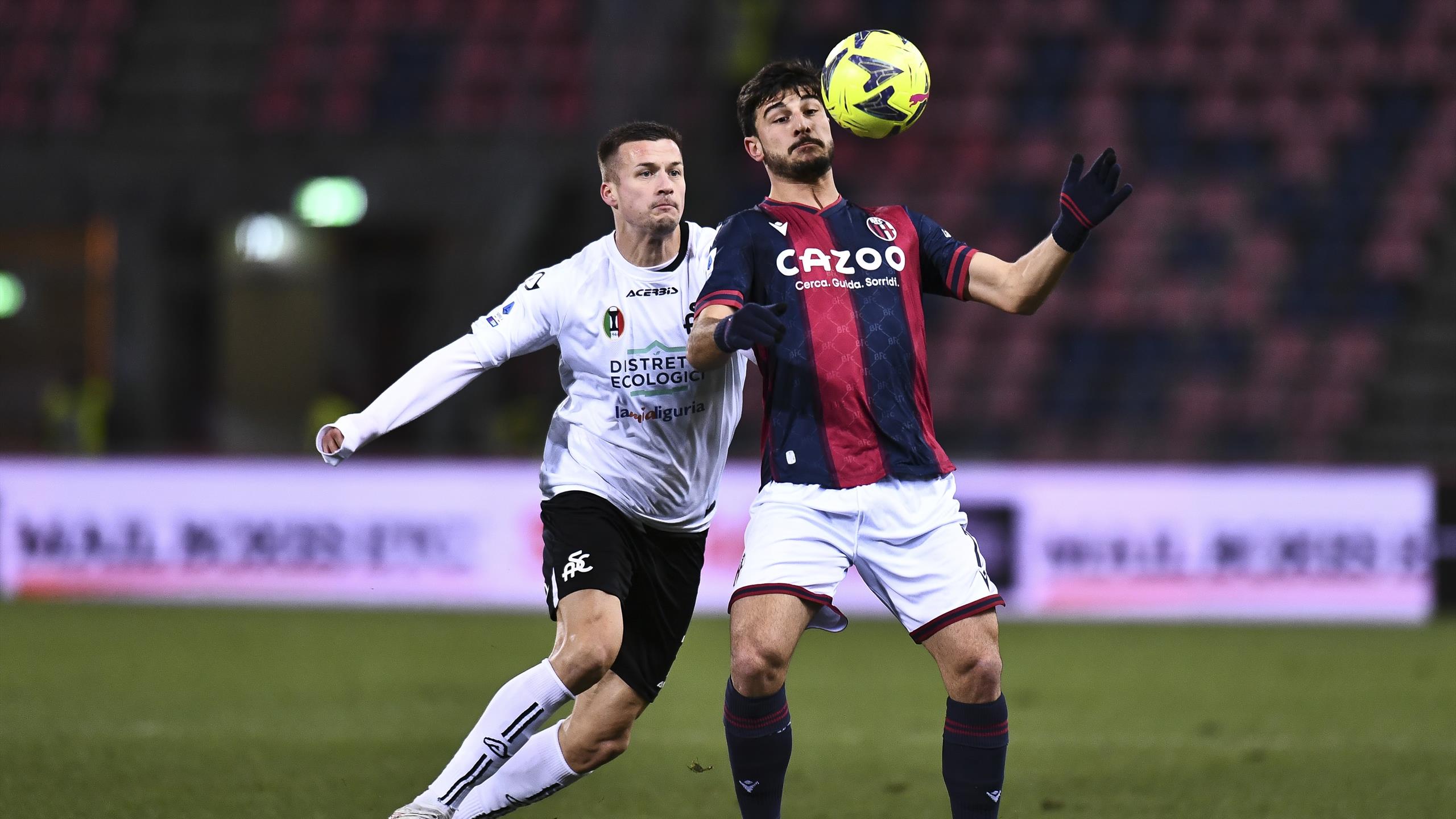 Serie A Le pagelle dei BolognaSpezia 20 Orsolini straripante, Posch terzinobomber. Male