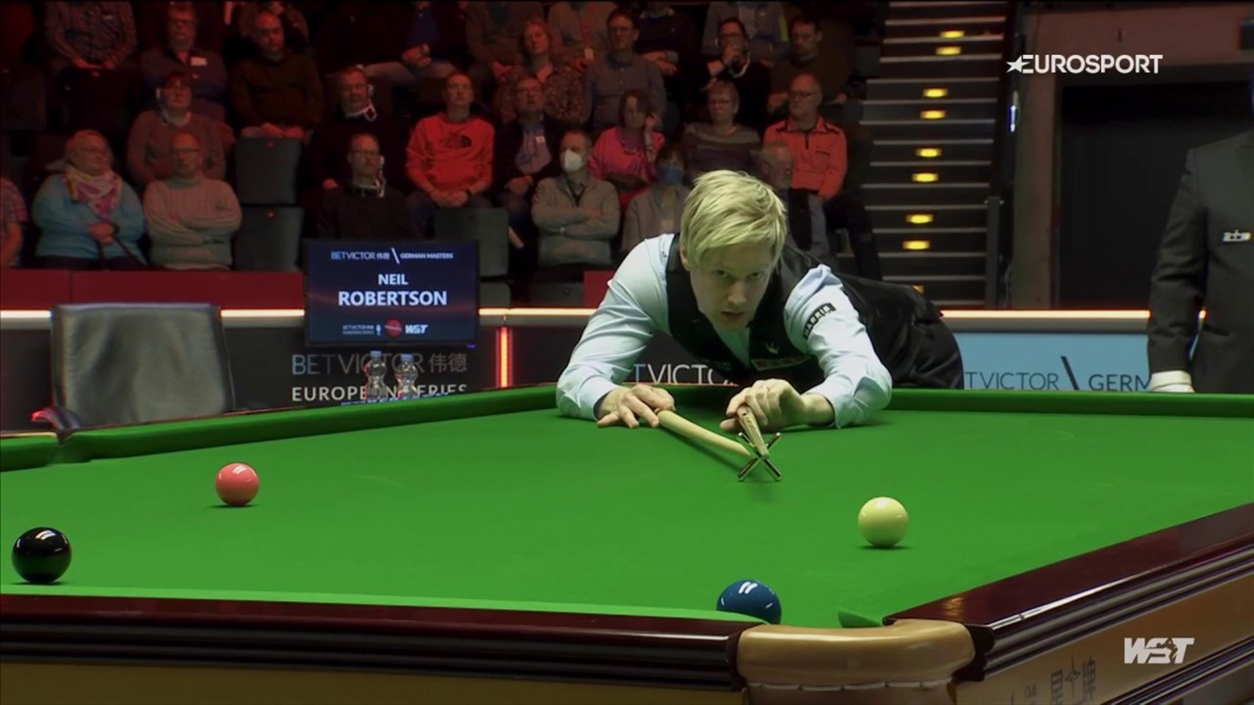 'This was unexpected!' - Neil Robertson misses final blue as Chris 
