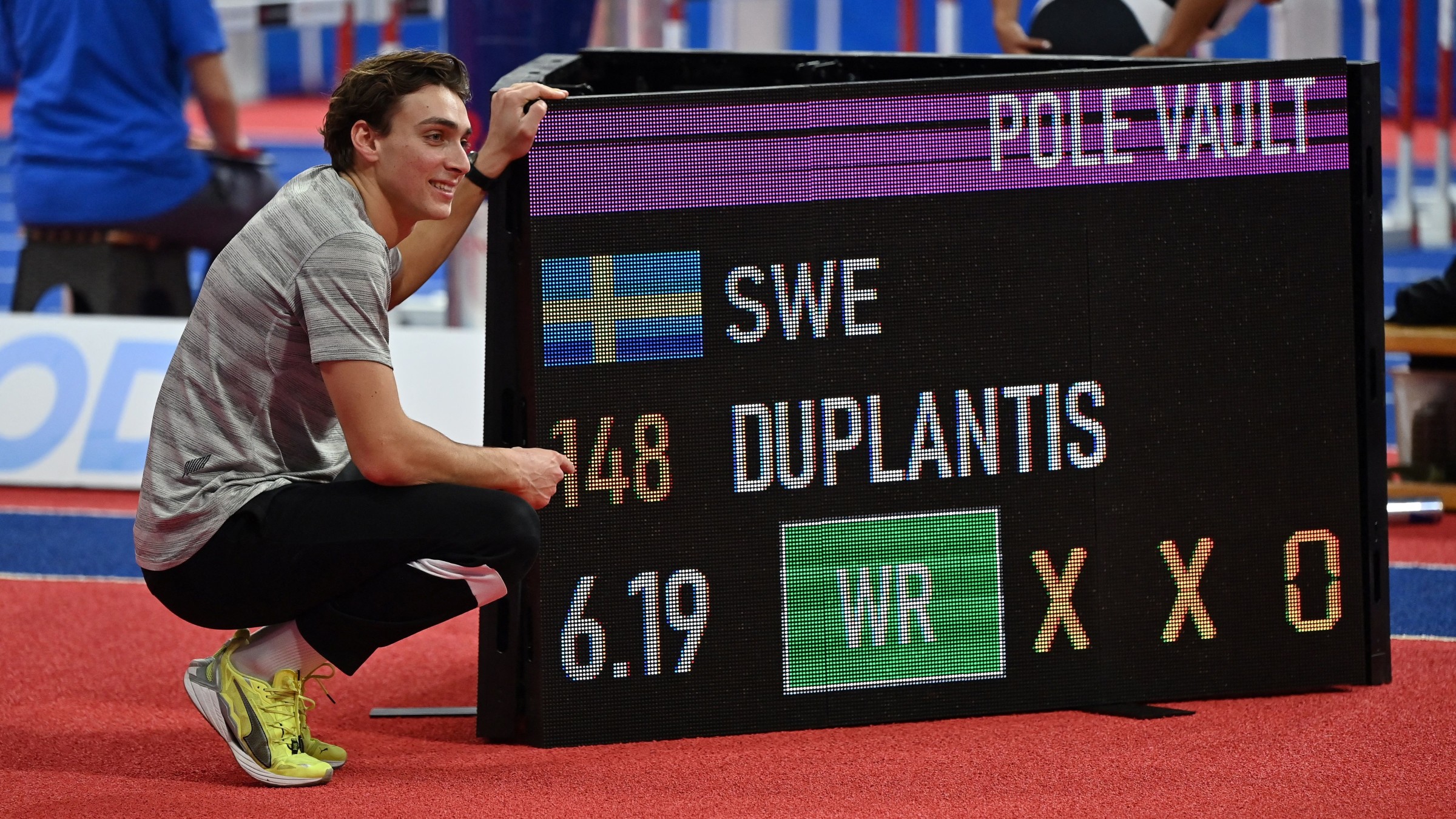 Armand Duplantis ustanowił rekord świata w skoku o tyczce - ile wynosi