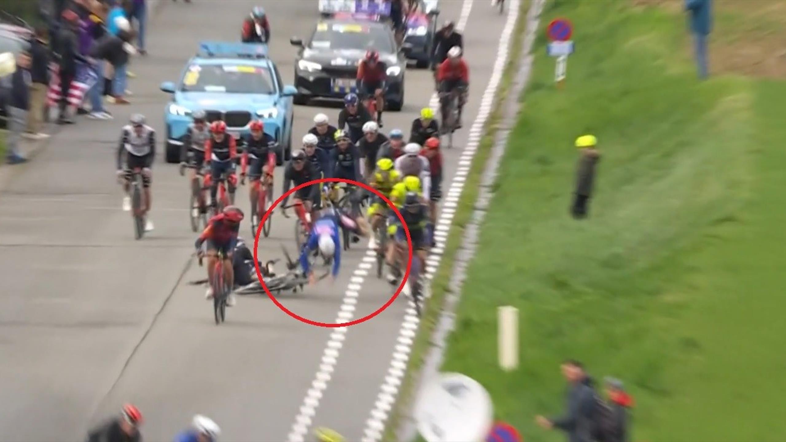 Freccia del Brabante Si vola per terra per la fatica Osborne fa un