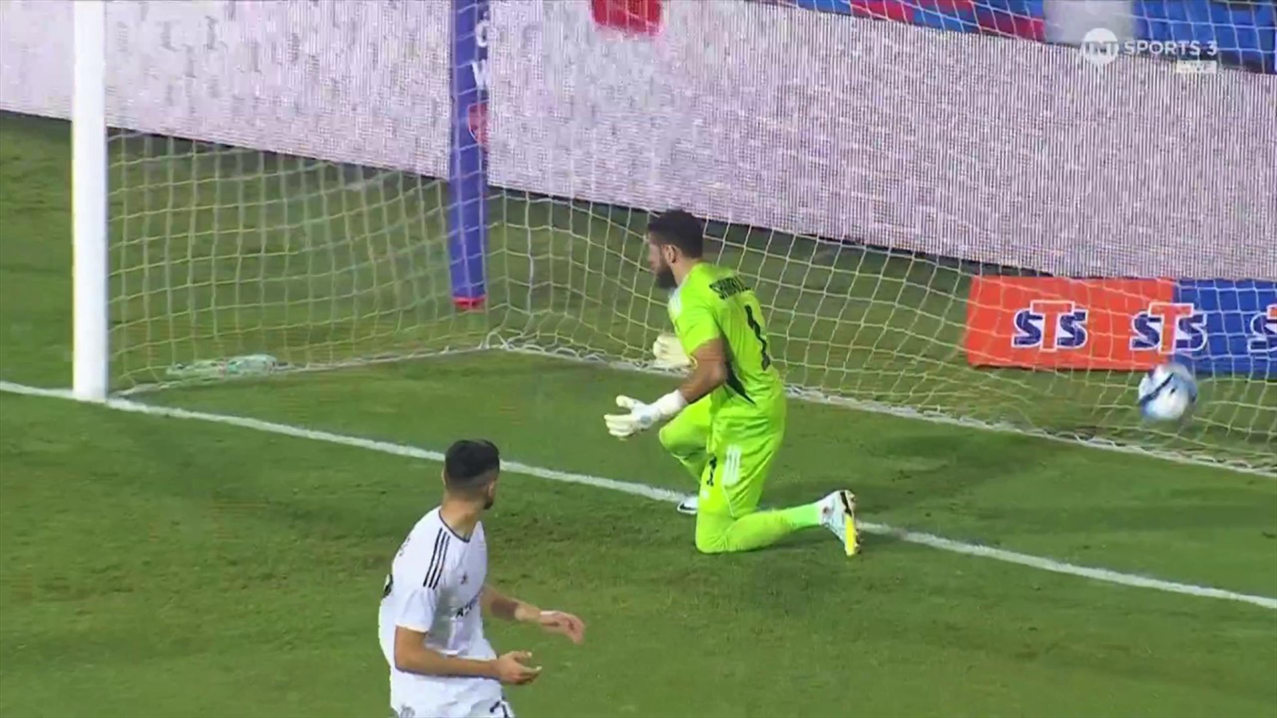 Champions League 'A goalkeeping mistake' Qarabag's Sahruddin