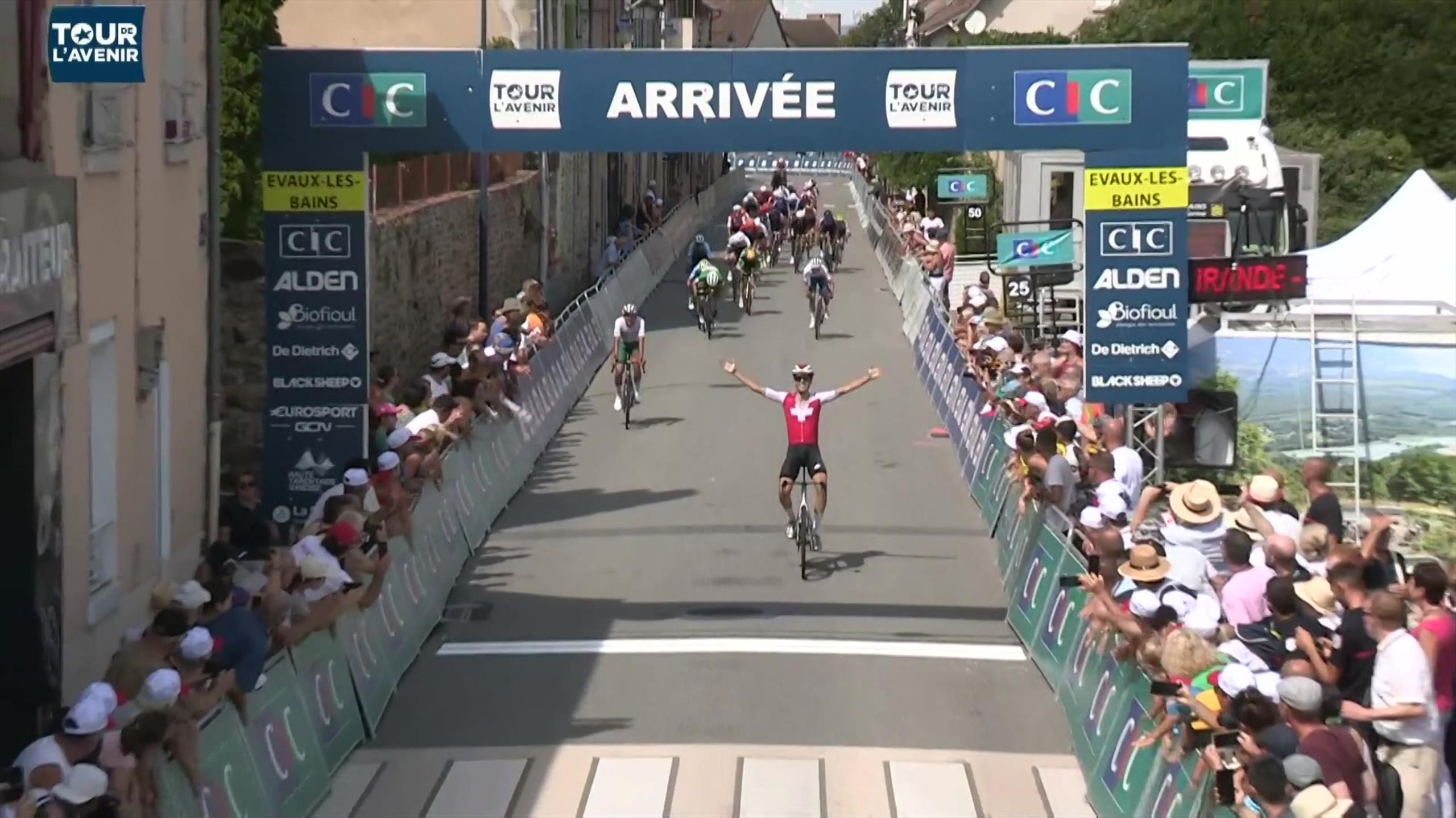 'He's found something special' Fabio Christen takes Stage 4 victory