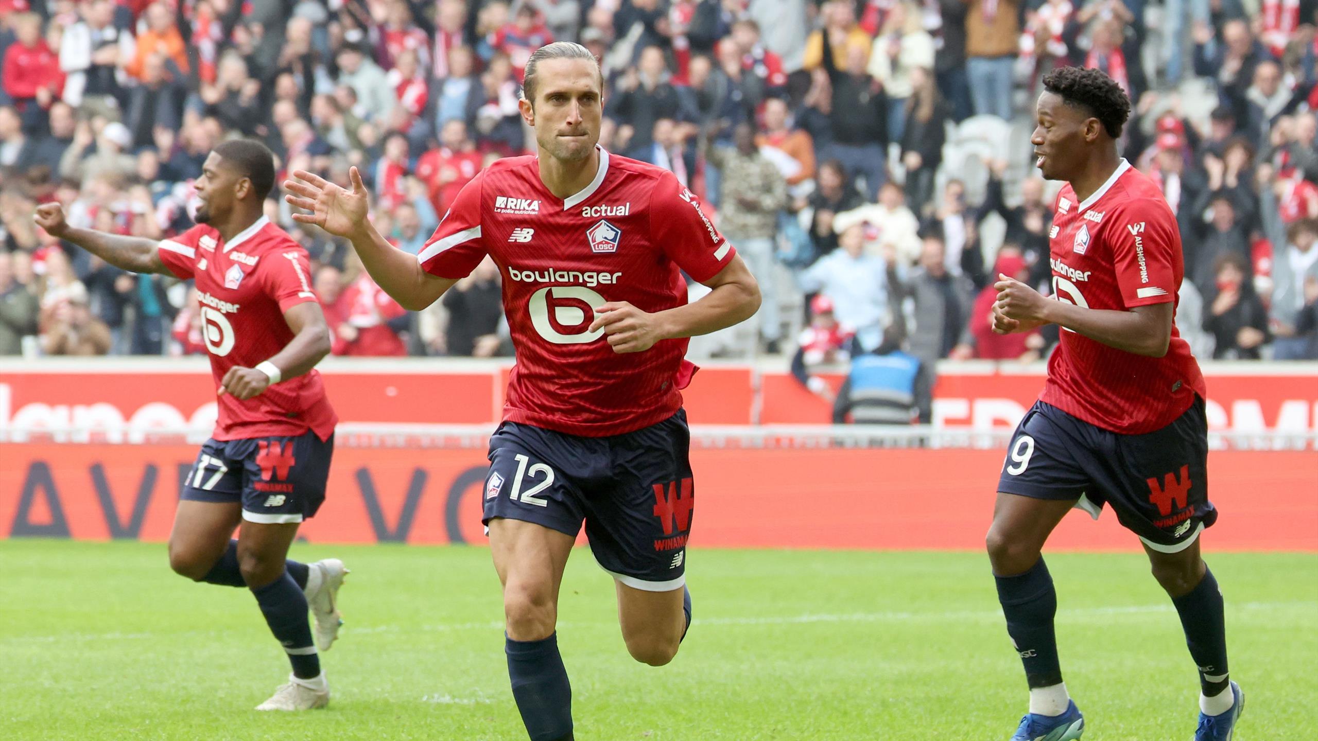Aimant Collector LOSC Lille Vs Slovan Bratislava - Europa Conference League 2023-2024 - Comme Neuf
