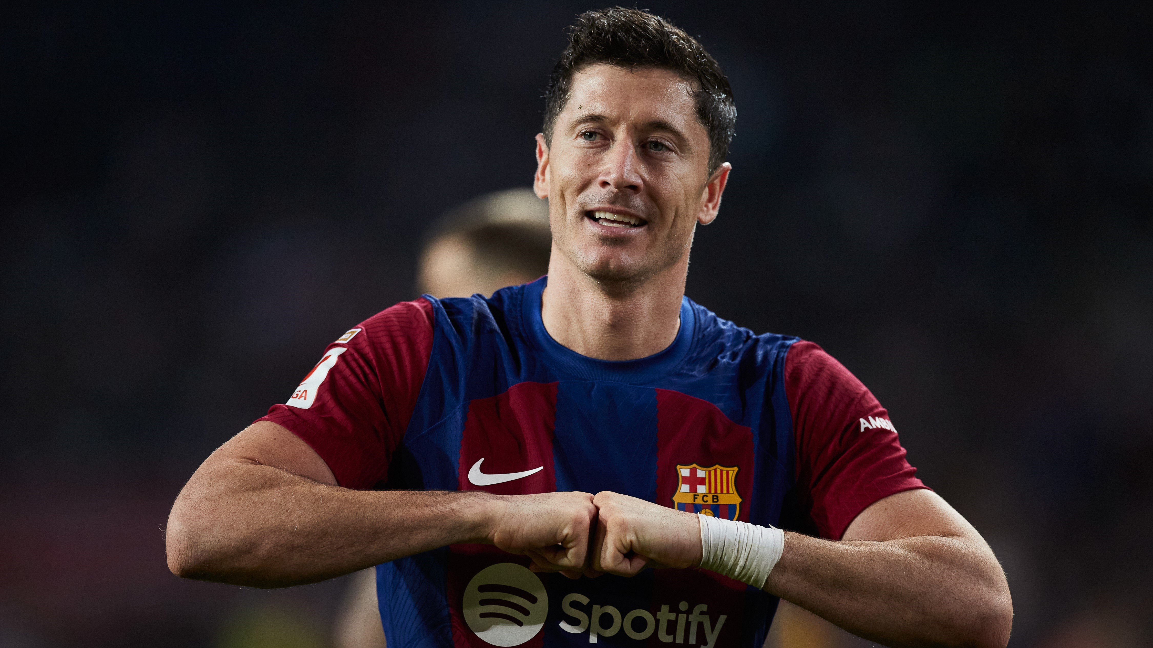 Hiszpańskie media: Robert Lewandowski odrzucił ponad 100 milionów euro ...