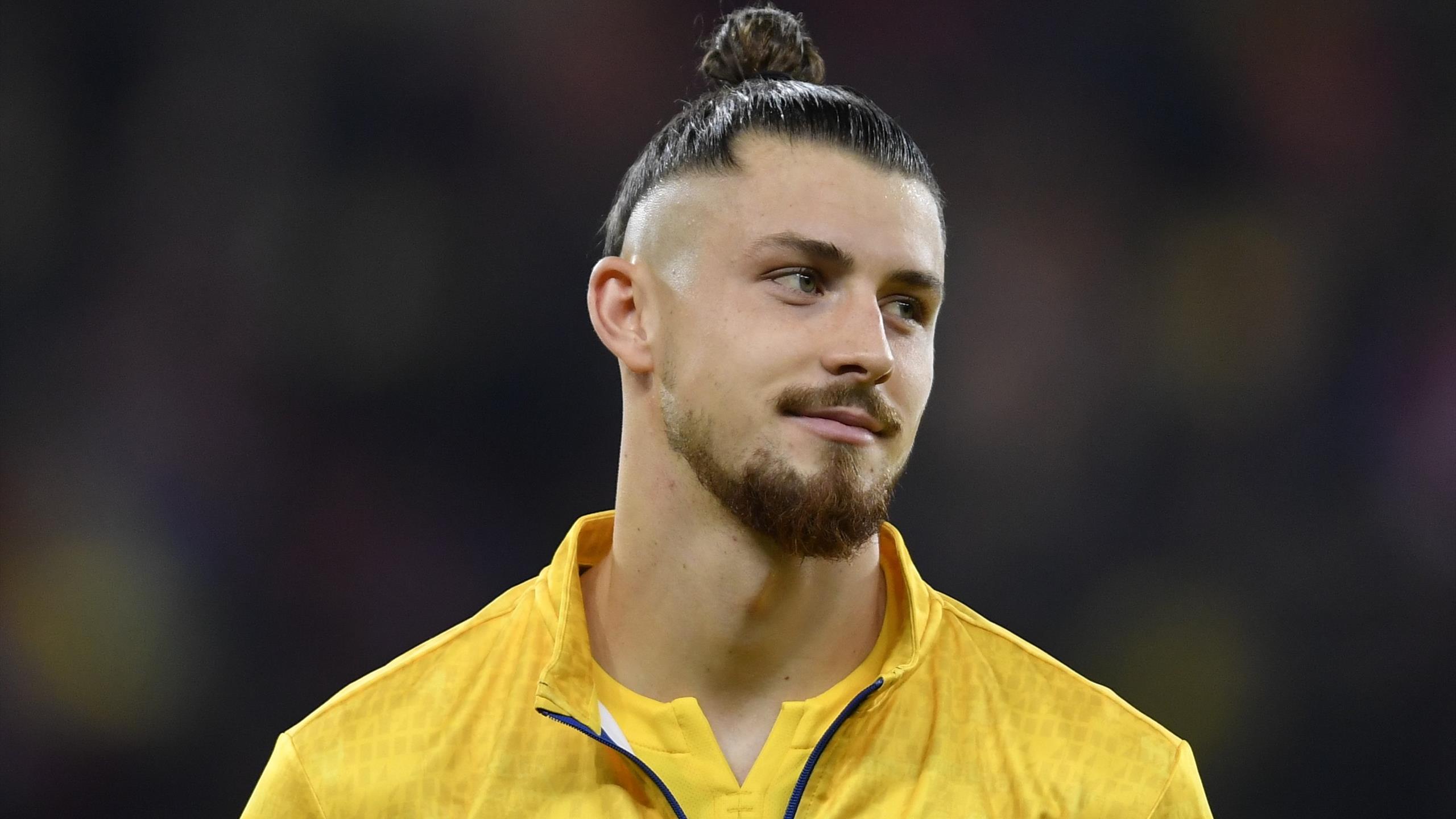 Tottenham Hotspur complete transfer of Romania defender Radu Dragusin from Serie A side Genoa until 2030 - TNT Sports Tottenham Hotspur complete transfer of Romania defender Radu Dragusin from Serie A side Genoa until 2030 - TNT Sports