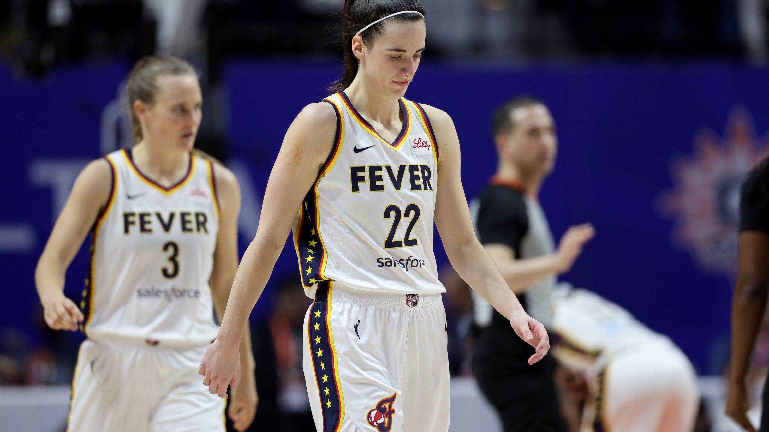 Caitlin Clark held to 9 points in home debut as Indiana Fever crushed 102-66 by New York Liberty - TNT Sports